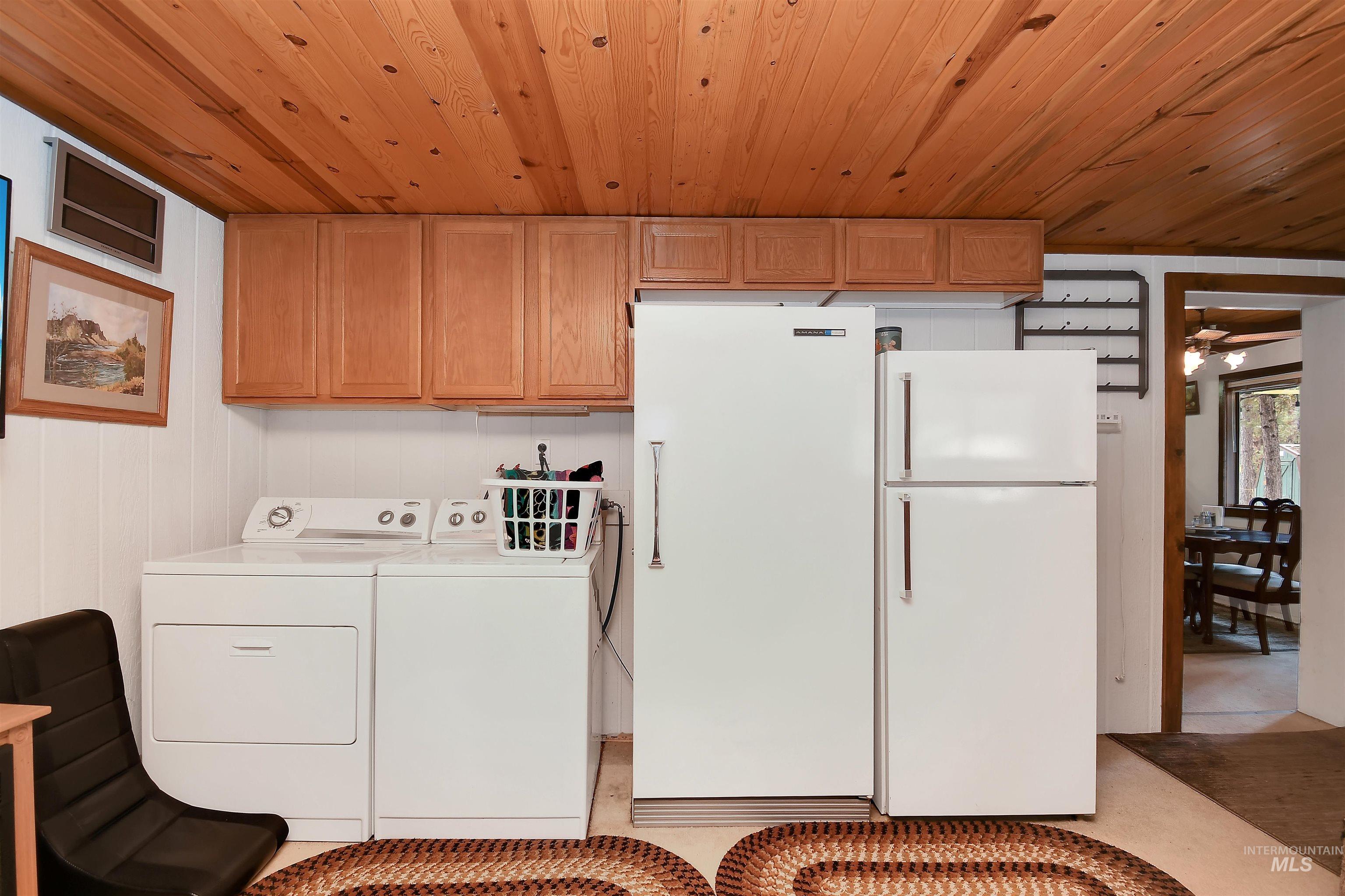 10 Bransons Dr, Lowman, Idaho 83637, 3 Bedrooms, 2 Bathrooms, Residential For Sale, Price $445,000, 98982319