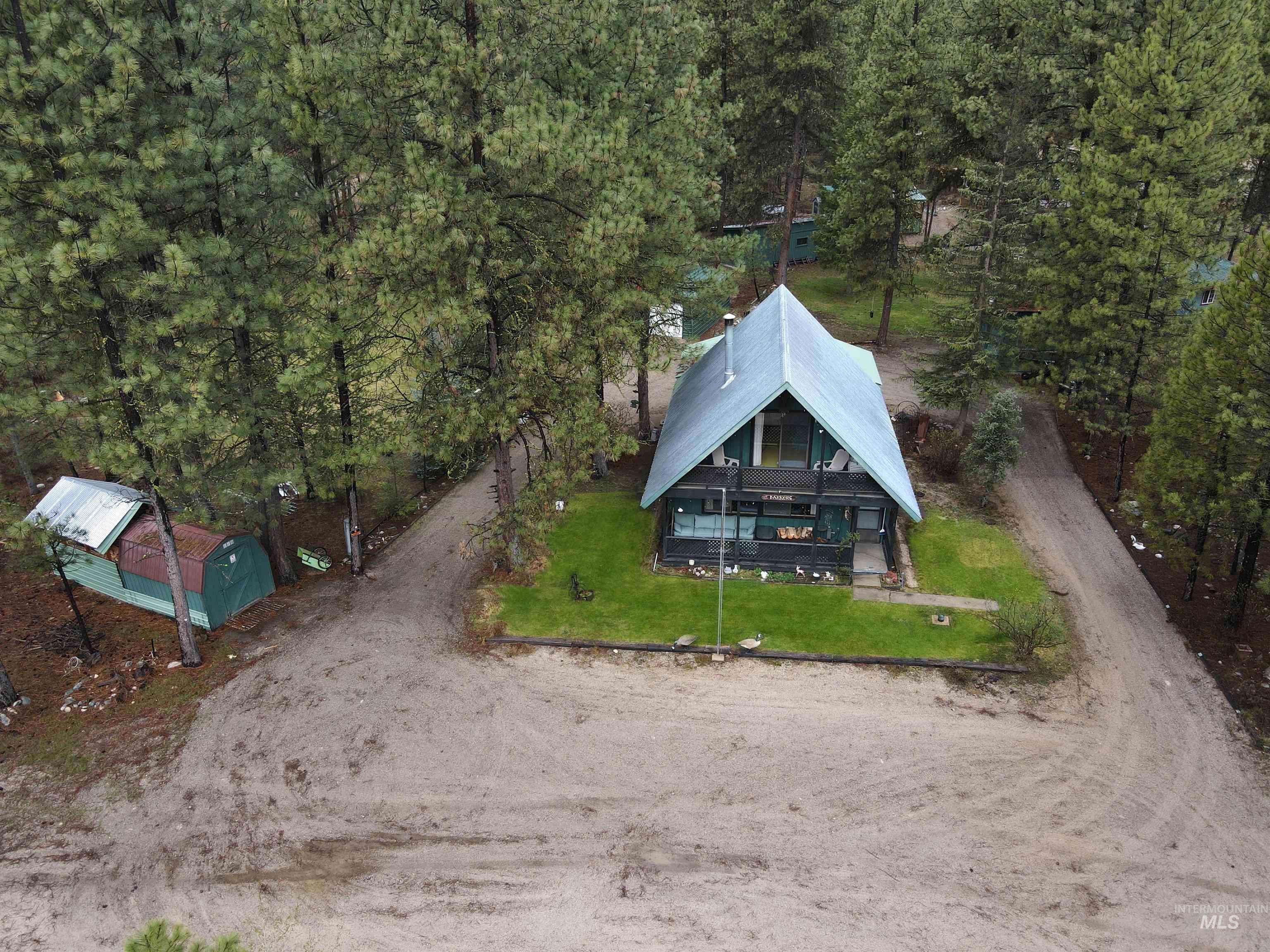 10 Bransons Dr, Lowman, Idaho 83637, 3 Bedrooms, 2 Bathrooms, Residential For Sale, Price $445,000, 98982319