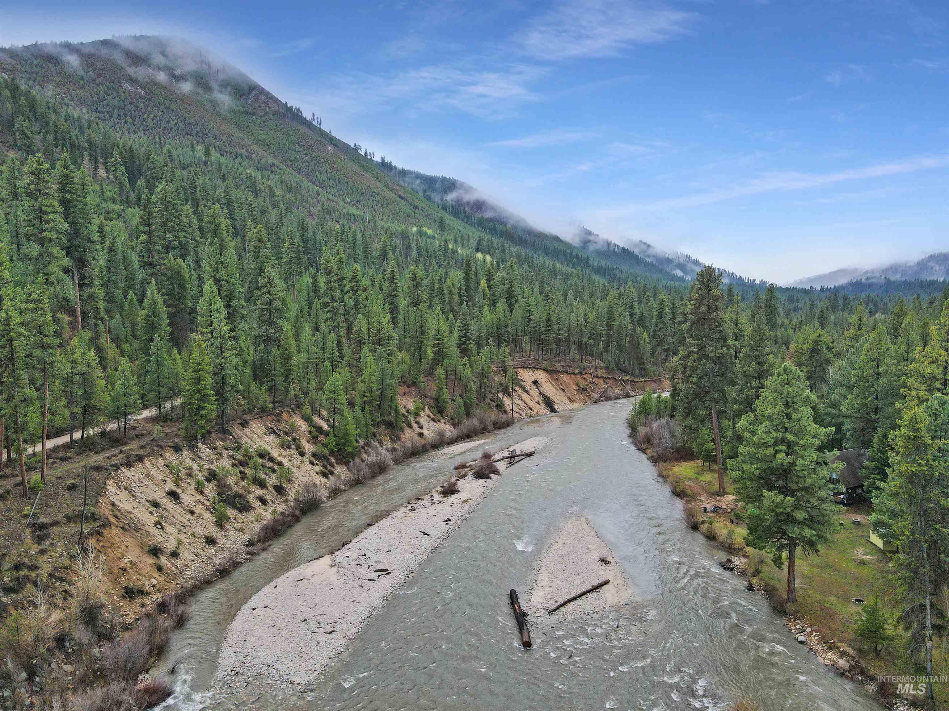 10 Bransons Dr, Lowman, Idaho 83637, 3 Bedrooms, 2 Bathrooms, Residential For Sale, Price $445,000, 98982319