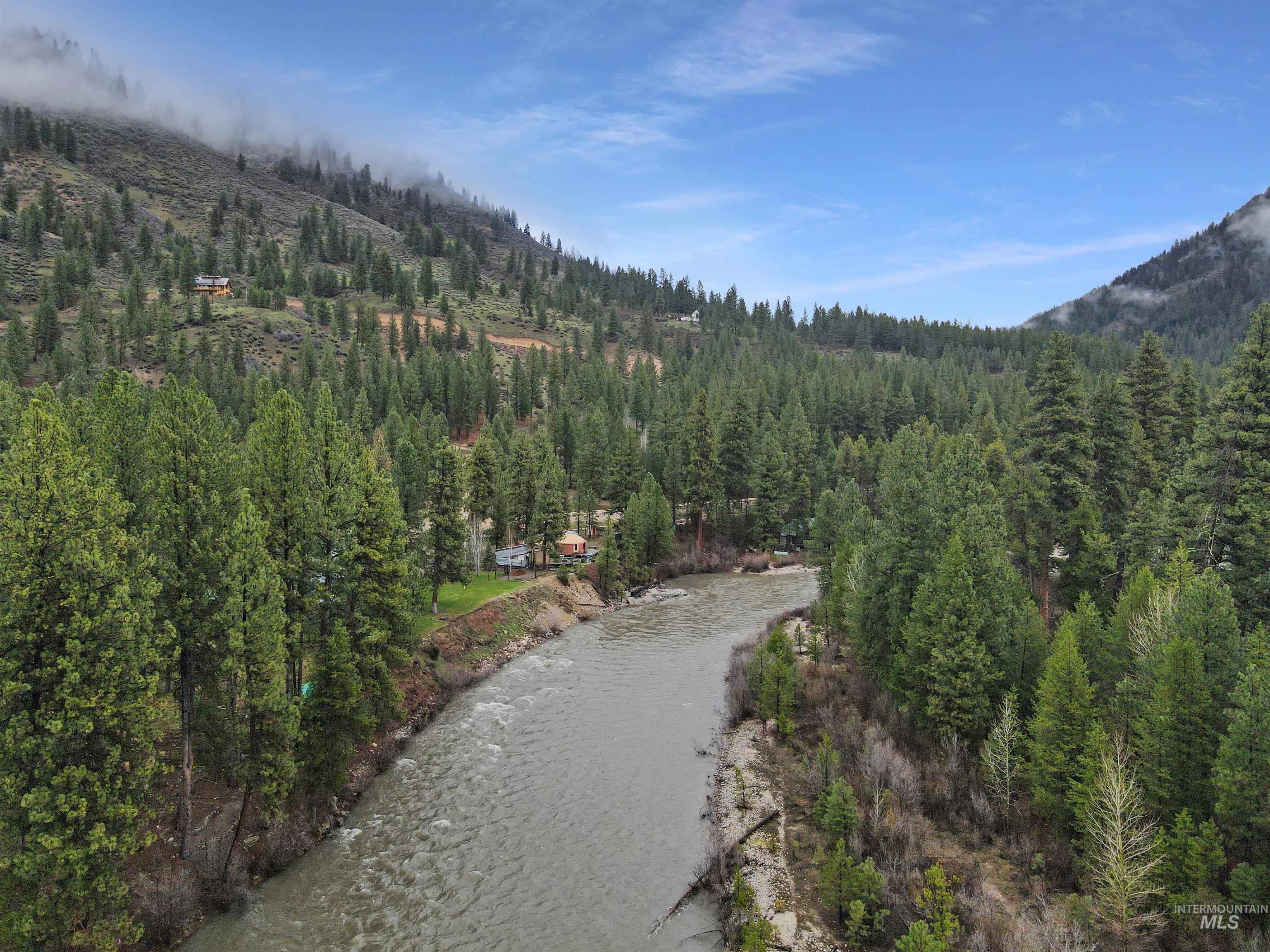 10 Bransons Dr, Lowman, Idaho 83637, 3 Bedrooms, 2 Bathrooms, Residential For Sale, Price $445,000, 98982319