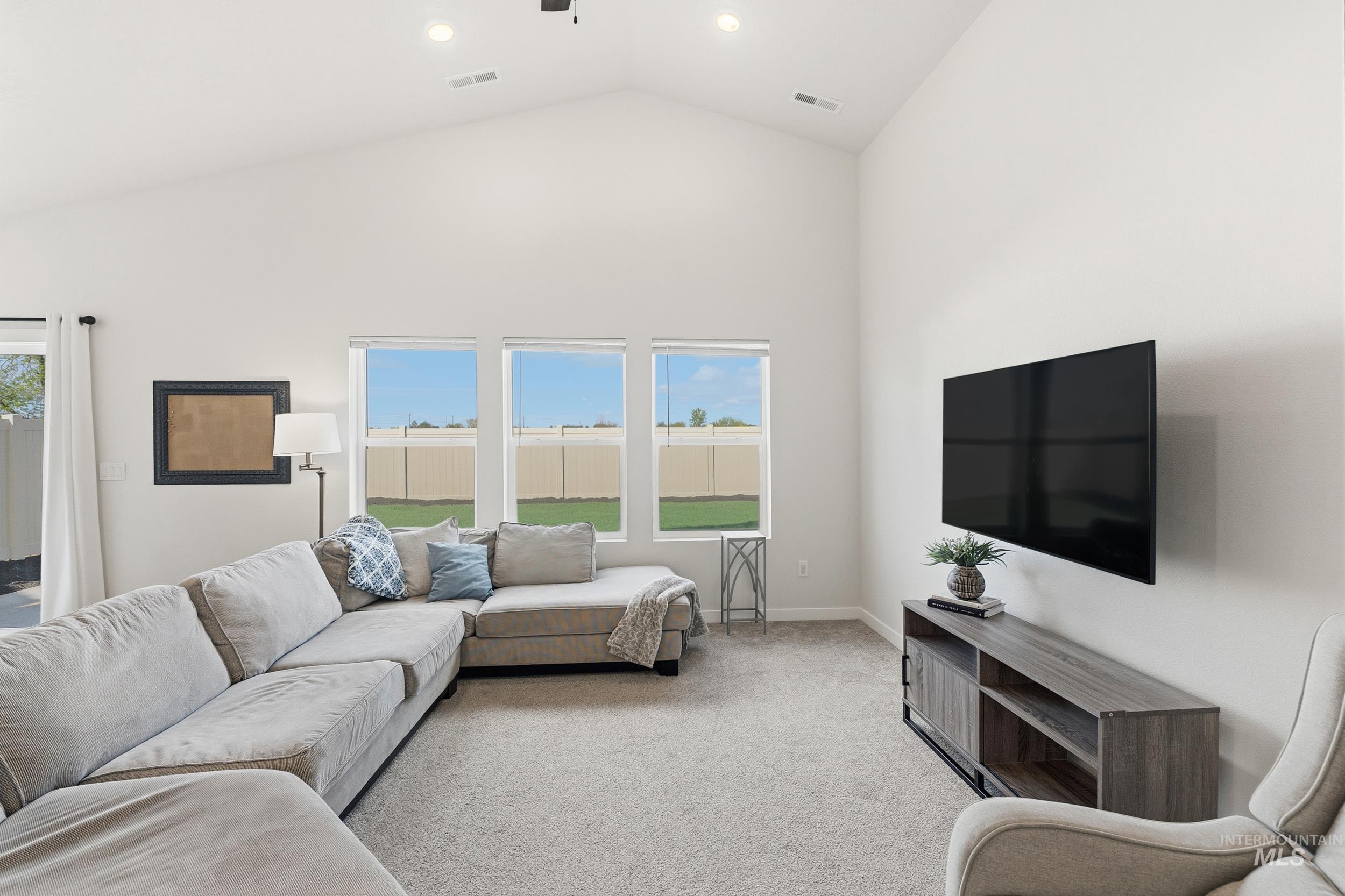 17071 N Quebec Ave, Nampa, Idaho 83687, 3 Bedrooms, 2 Bathrooms, Residential For Sale, Price $440,000, 98982320