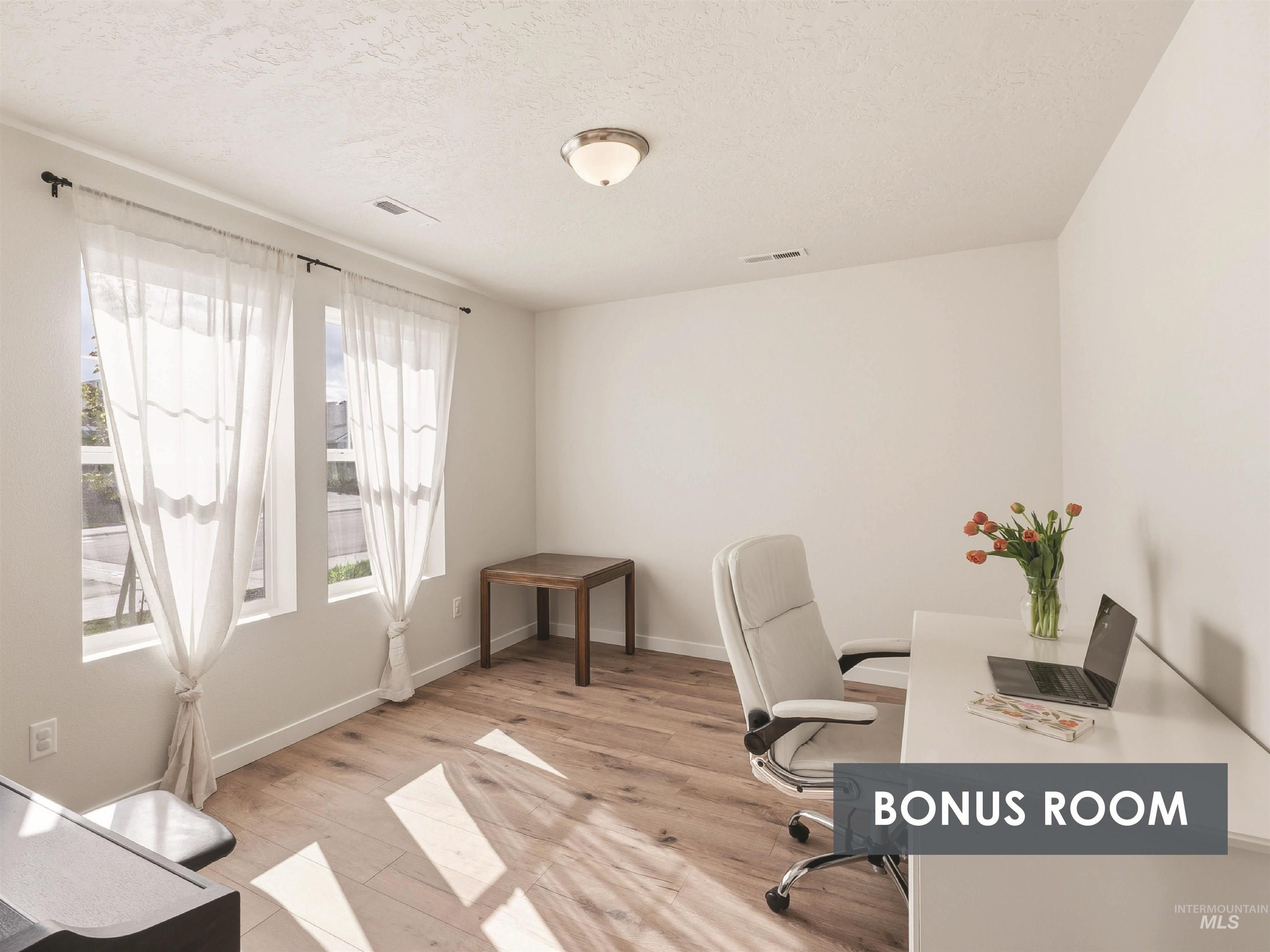 17071 N Quebec Ave, Nampa, Idaho 83687, 3 Bedrooms, 2 Bathrooms, Residential For Sale, Price $440,000, 98982320