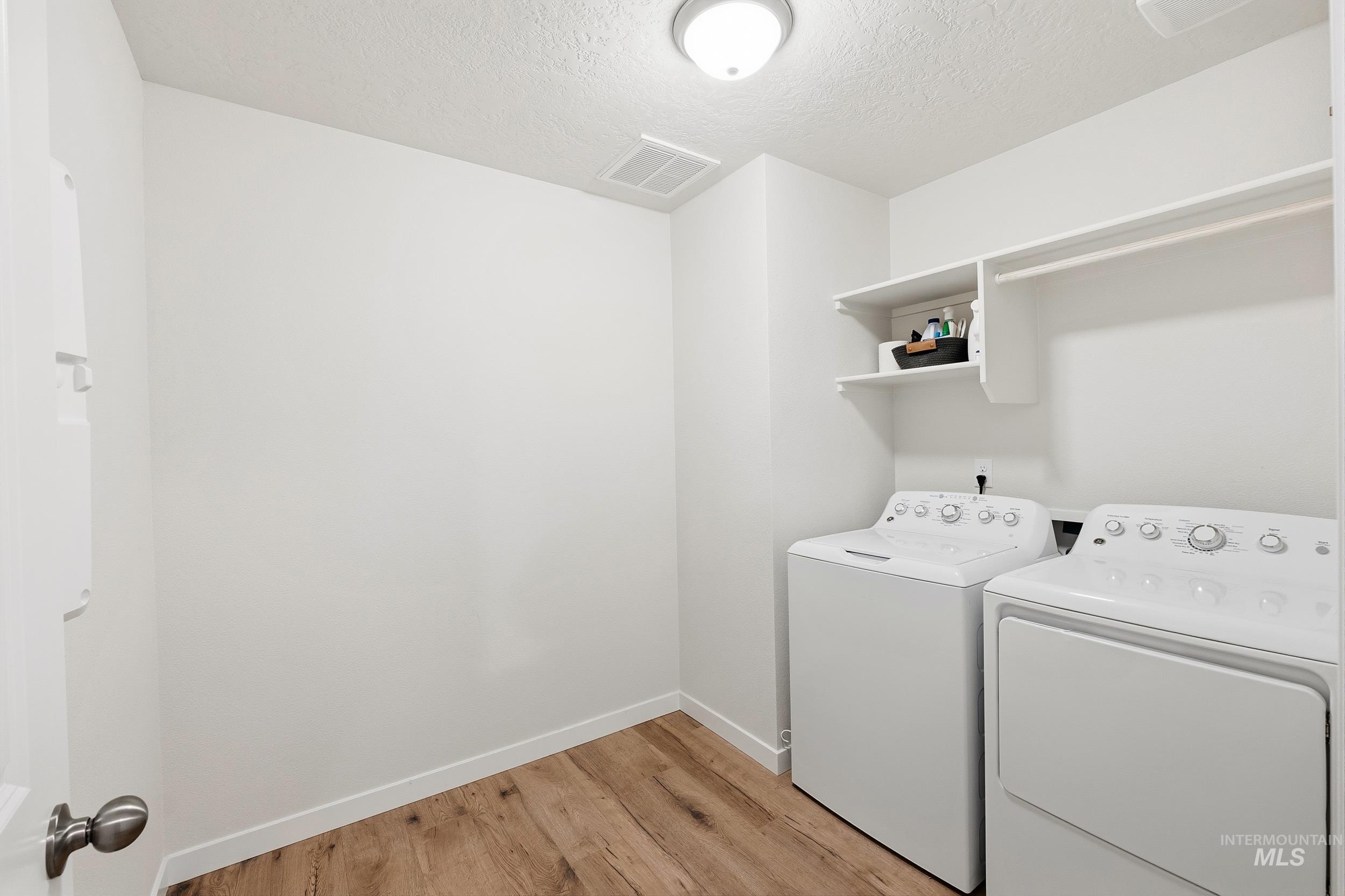 17071 N Quebec Ave, Nampa, Idaho 83687, 3 Bedrooms, 2 Bathrooms, Residential For Sale, Price $440,000, 98982320