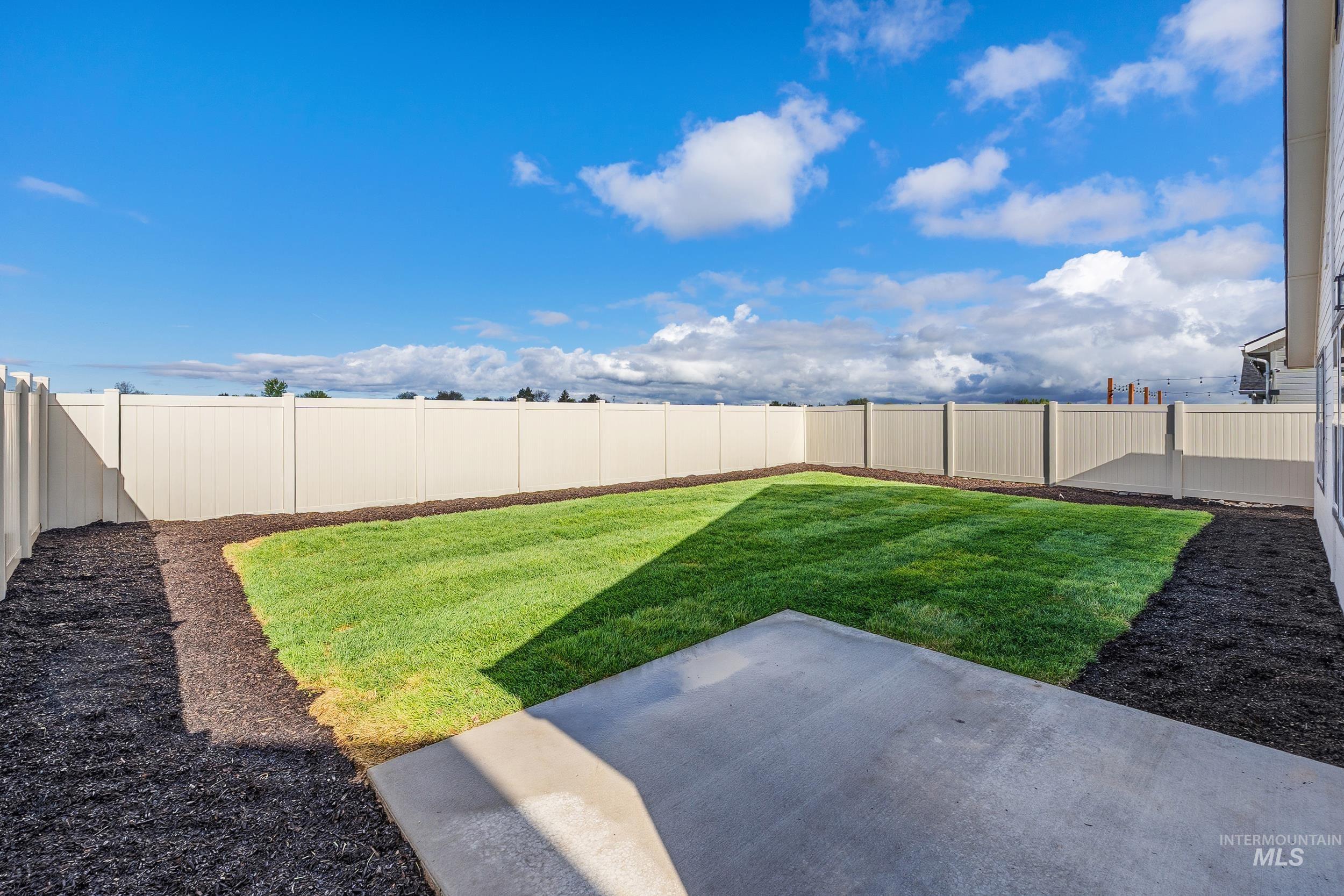 17071 N Quebec Ave, Nampa, Idaho 83687, 3 Bedrooms, 2 Bathrooms, Residential For Sale, Price $440,000, 98982320