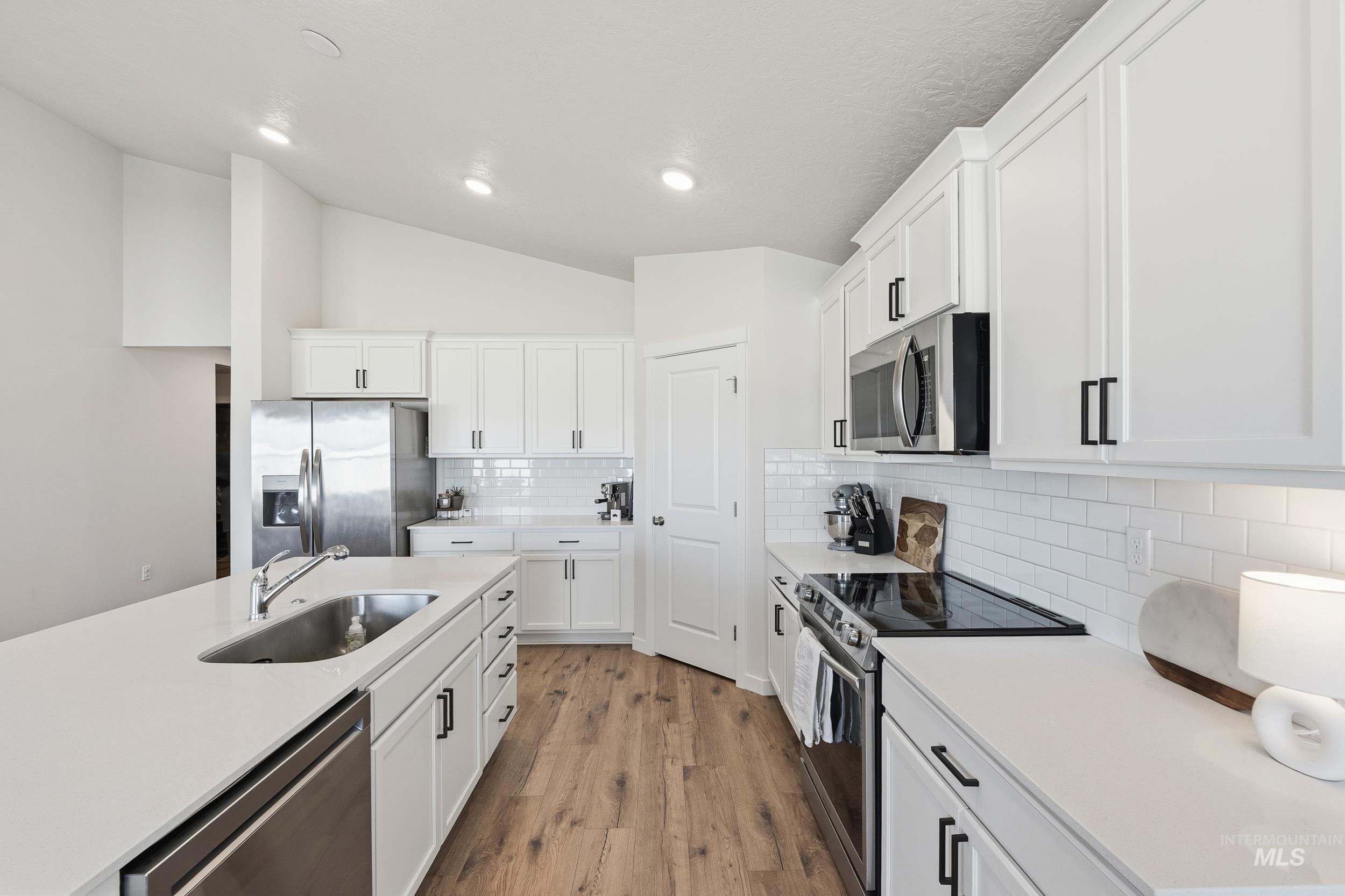 17071 N Quebec Ave, Nampa, Idaho 83687, 3 Bedrooms, 2 Bathrooms, Residential For Sale, Price $440,000, 98982320