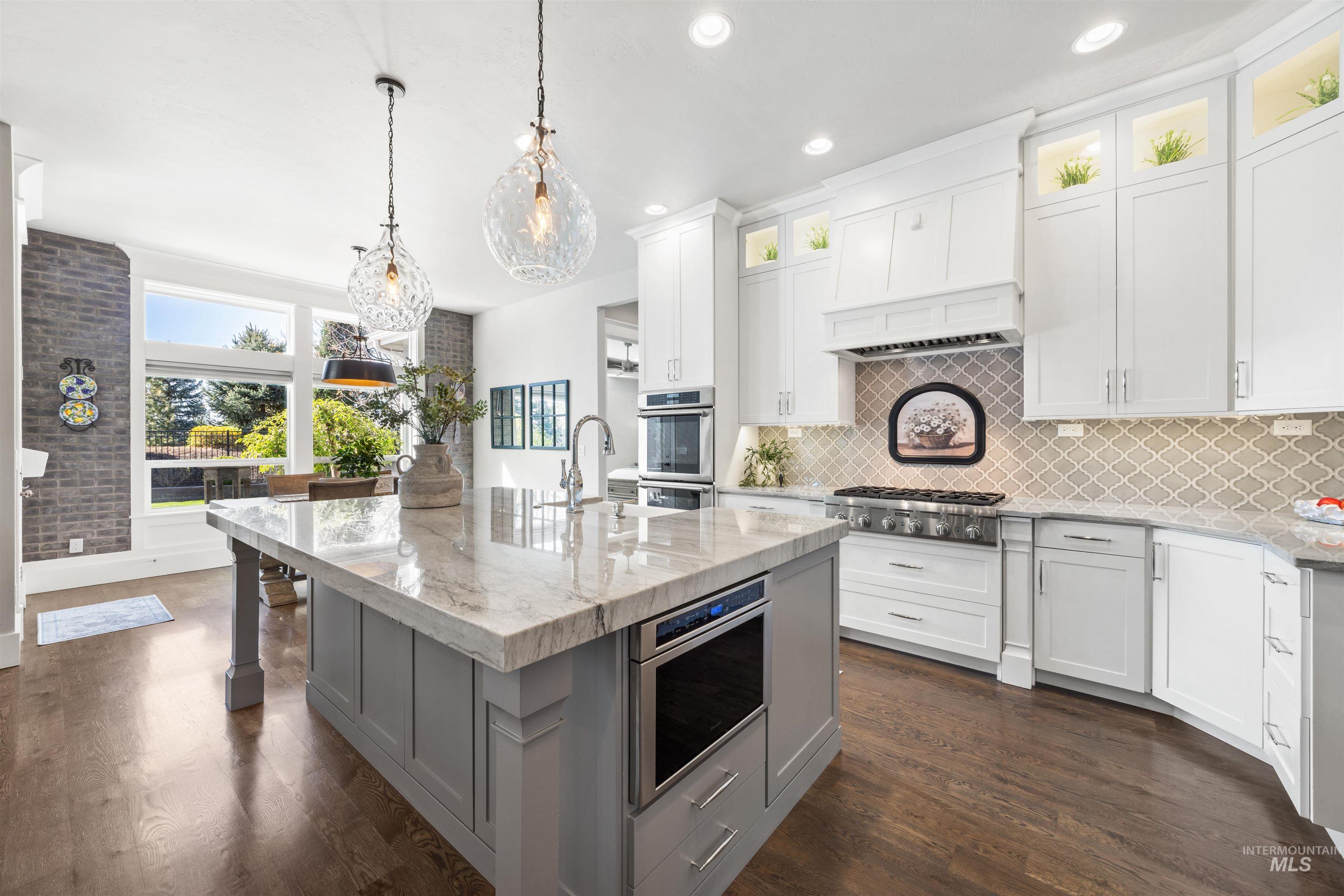 1864 N Heirloom Pl, Eagle, Idaho 83616, 4 Bedrooms, 3.5 Bathrooms, Residential For Sale, Price $1,289,500,MLS 98982321