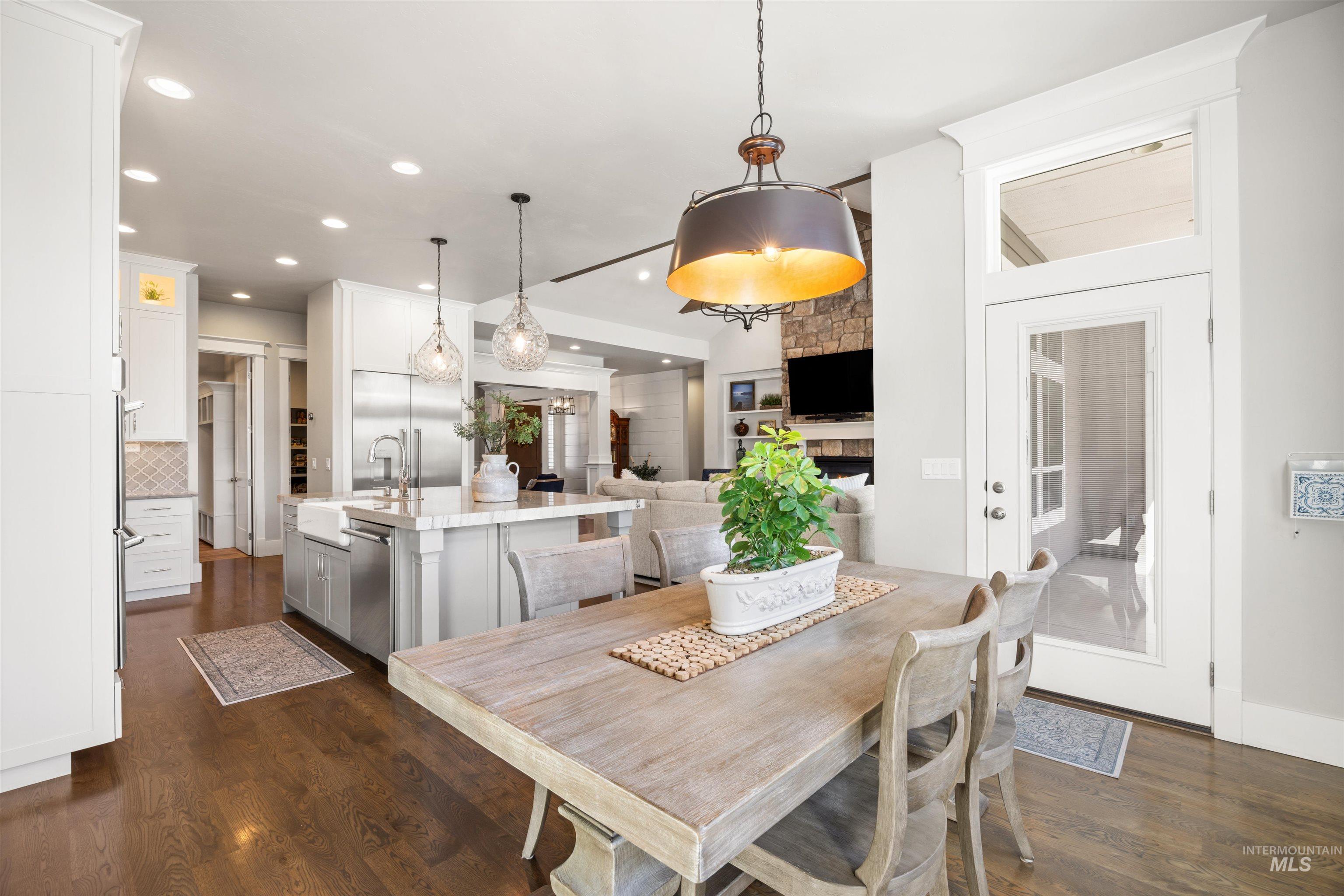 1864 N Heirloom Pl, Eagle, Idaho 83616, 4 Bedrooms, 3.5 Bathrooms, Residential For Sale, Price $1,289,500,MLS 98982321