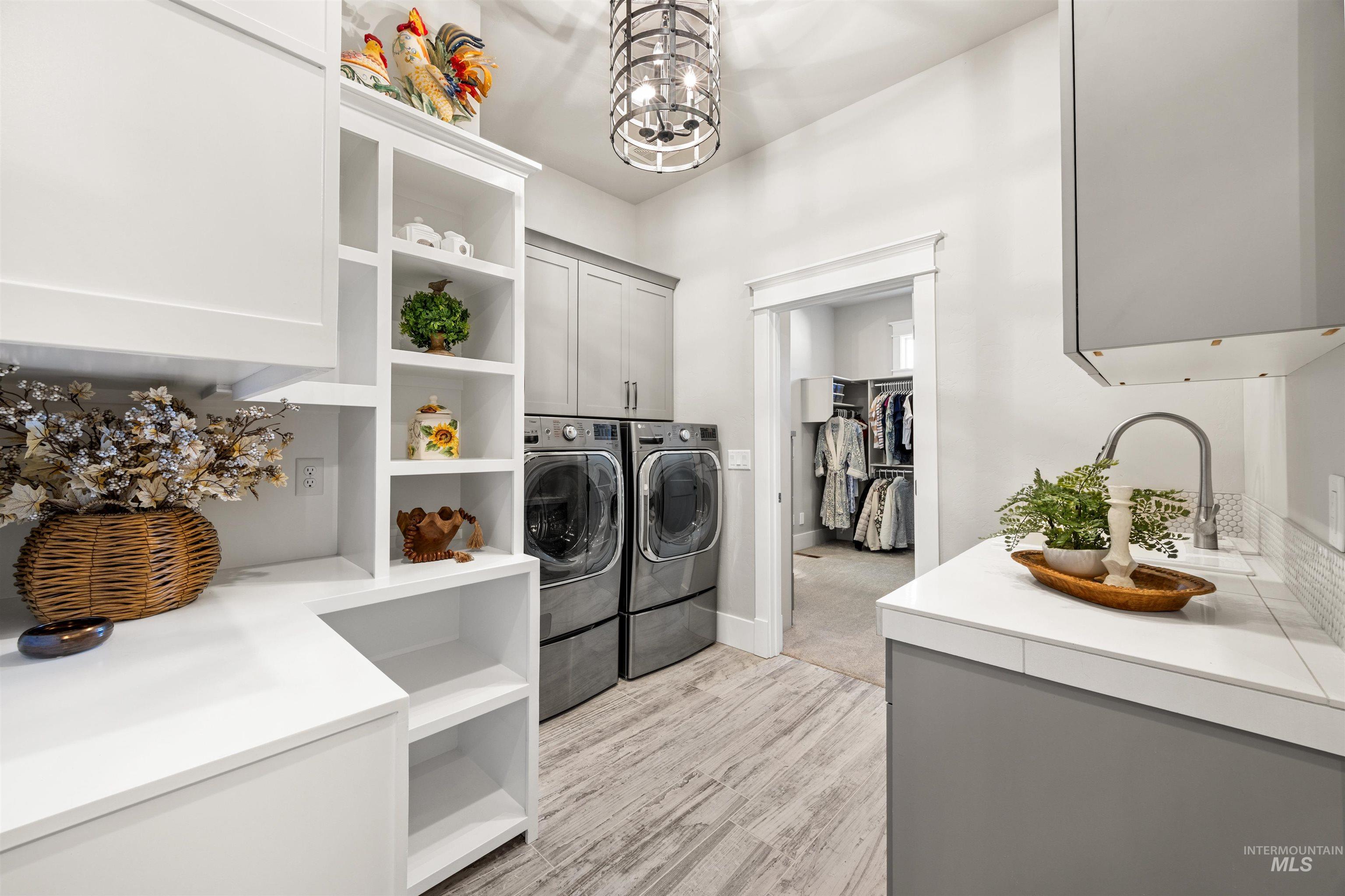 1864 N Heirloom Pl, Eagle, Idaho 83616, 4 Bedrooms, 3.5 Bathrooms, Residential For Sale, Price $1,289,500,MLS 98982321