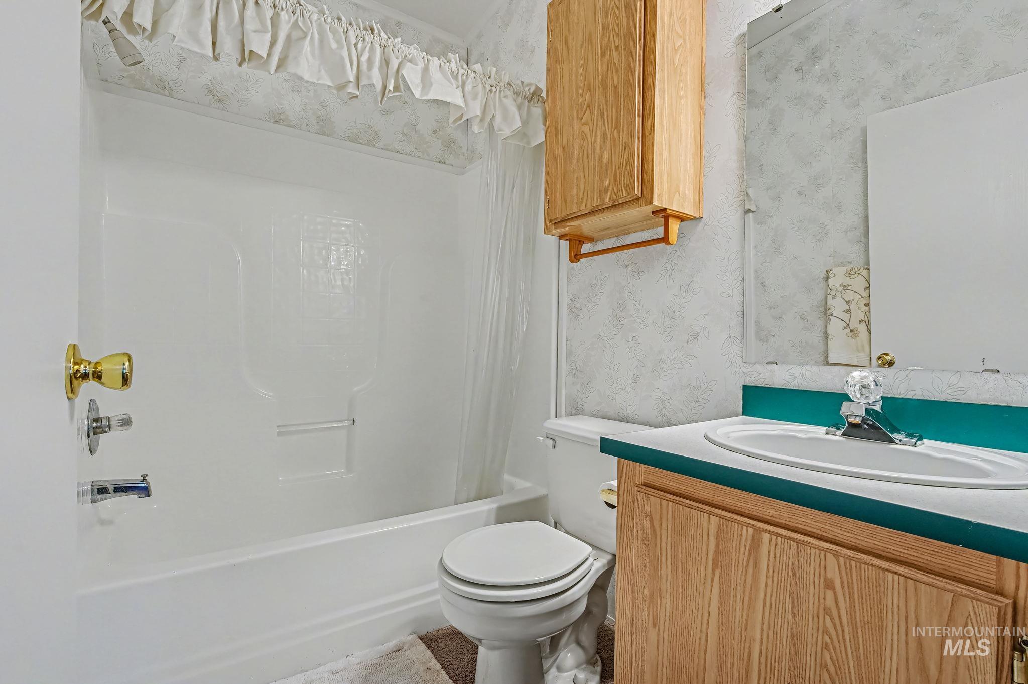 35 Hiatt Circle, Idaho City, Idaho 83631, 2 Bedrooms, 2 Bathrooms, Residential For Sale, Price $379,900, 98982322