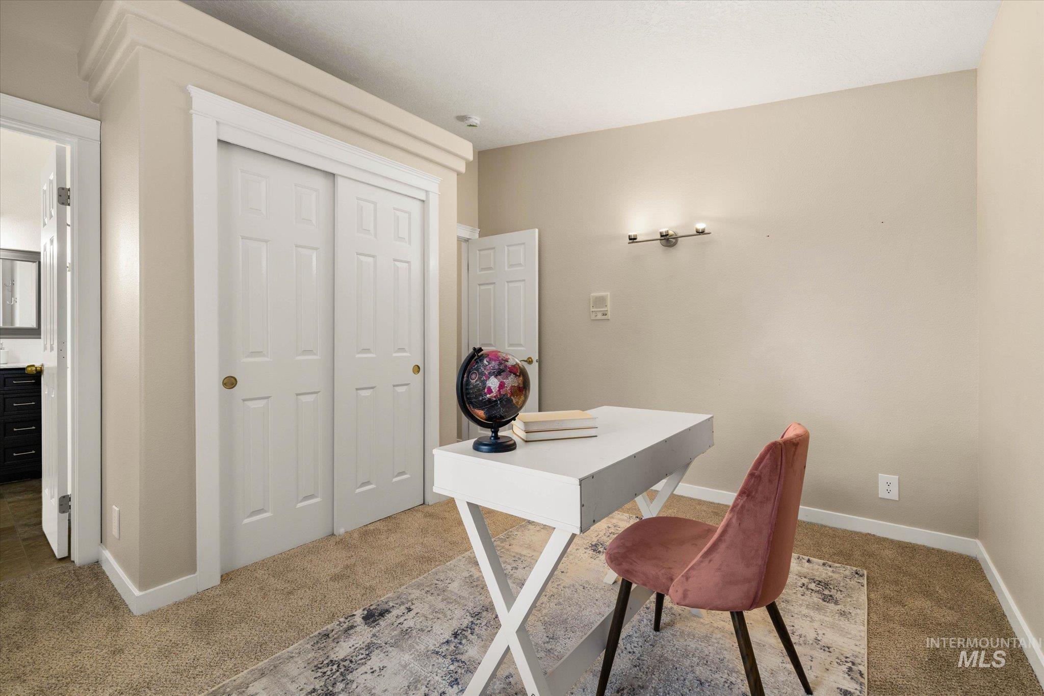 77 S Silverwood Way, Eagle, Idaho 83616, 3 Bedrooms, 2 Bathrooms, Residential For Sale, Price $493,900, 98982324