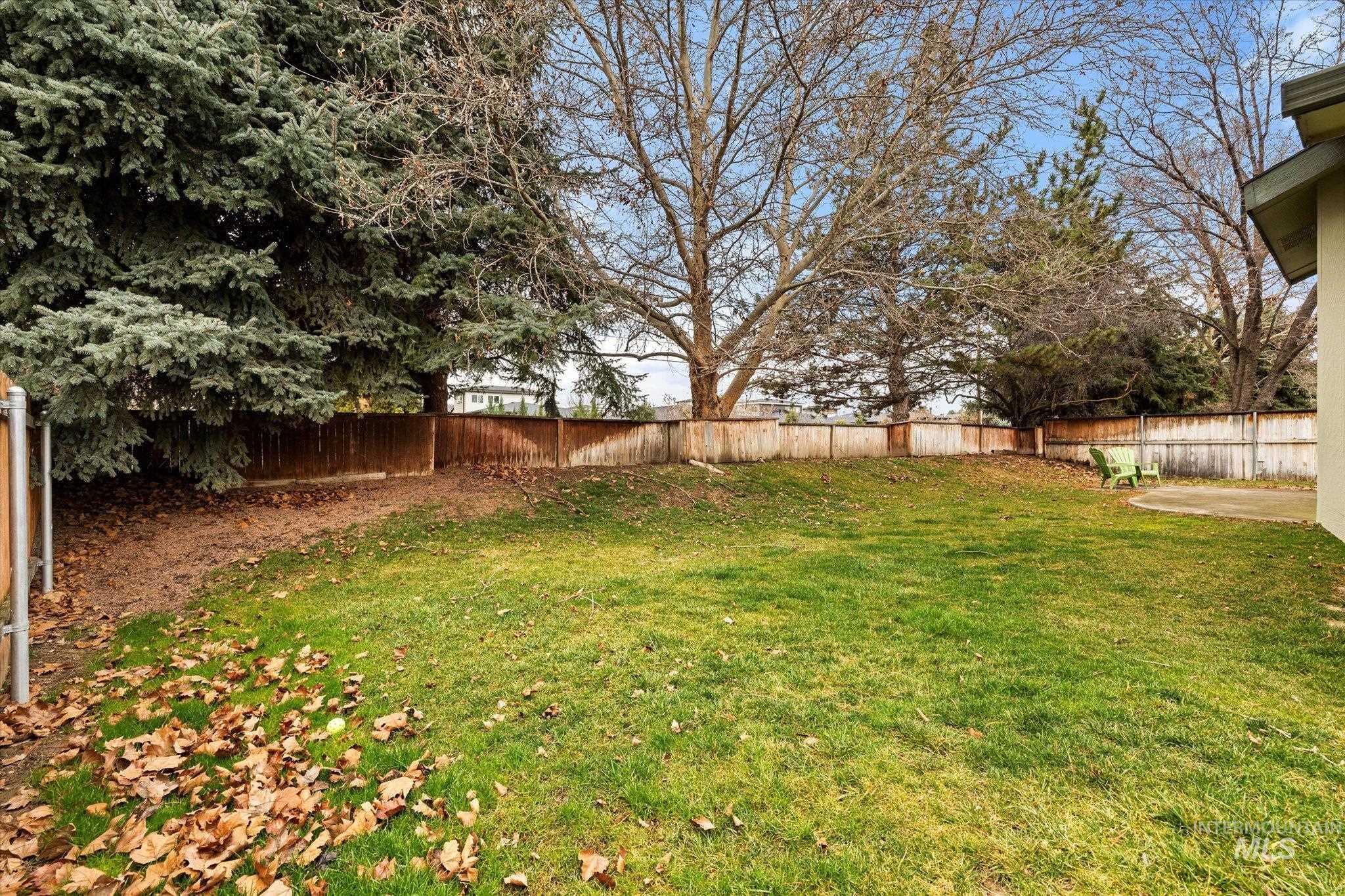 77 S Silverwood Way, Eagle, Idaho 83616, 3 Bedrooms, 2 Bathrooms, Residential For Sale, Price $493,900, 98982324