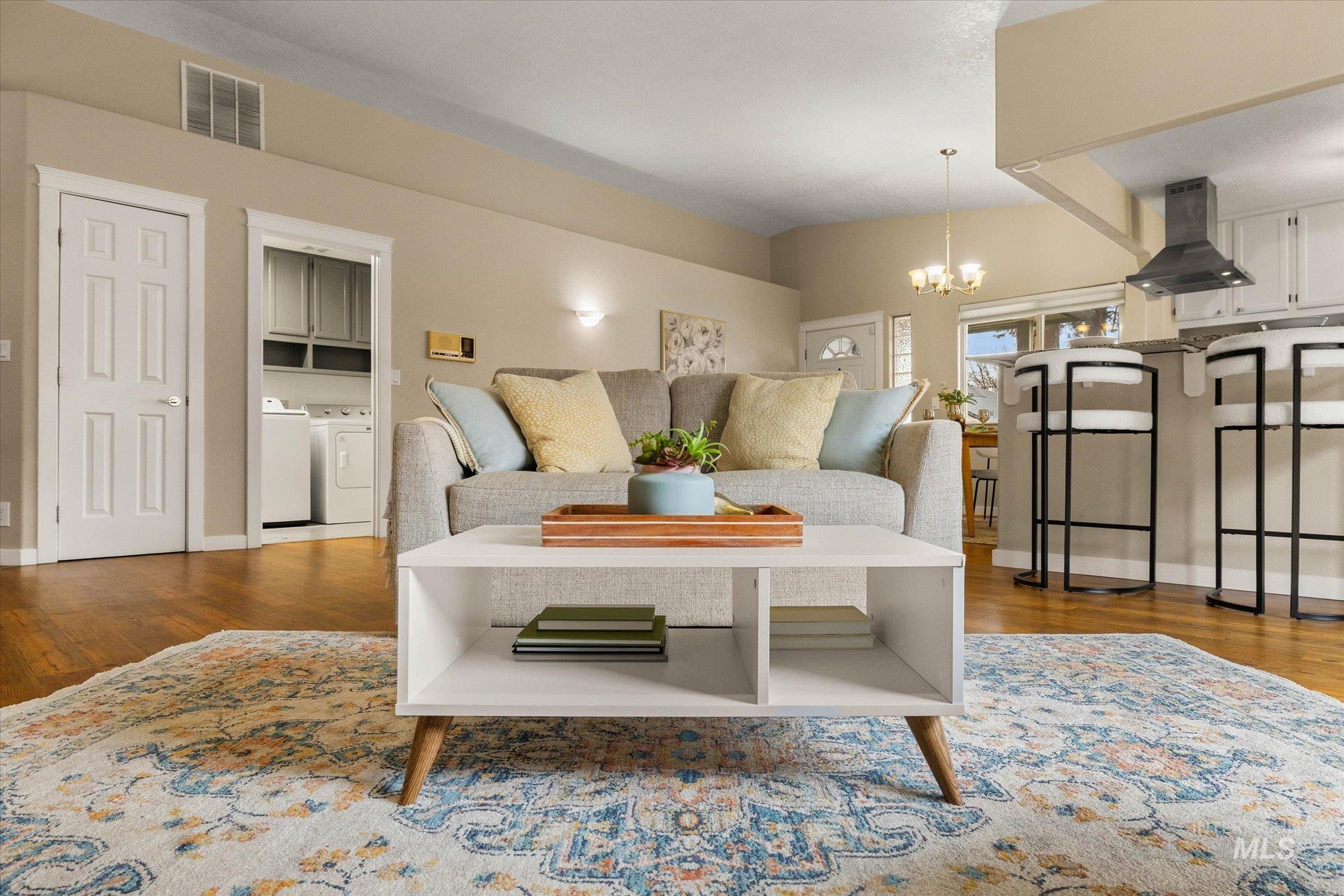 77 S Silverwood Way, Eagle, Idaho 83616, 3 Bedrooms, 2 Bathrooms, Residential For Sale, Price $493,900, 98982324