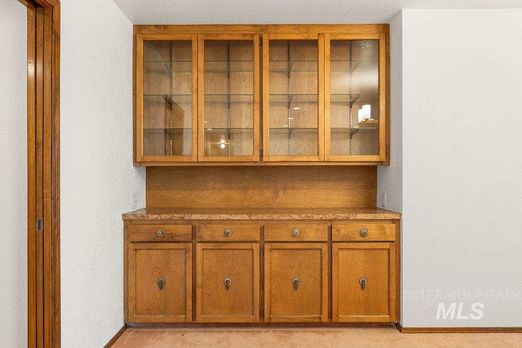 1096 S Kingfisher Way, Boise, Idaho 83709, 4 Bedrooms, 3.5 Bathrooms, Residential For Sale, Price $725,000,MLS 98982327