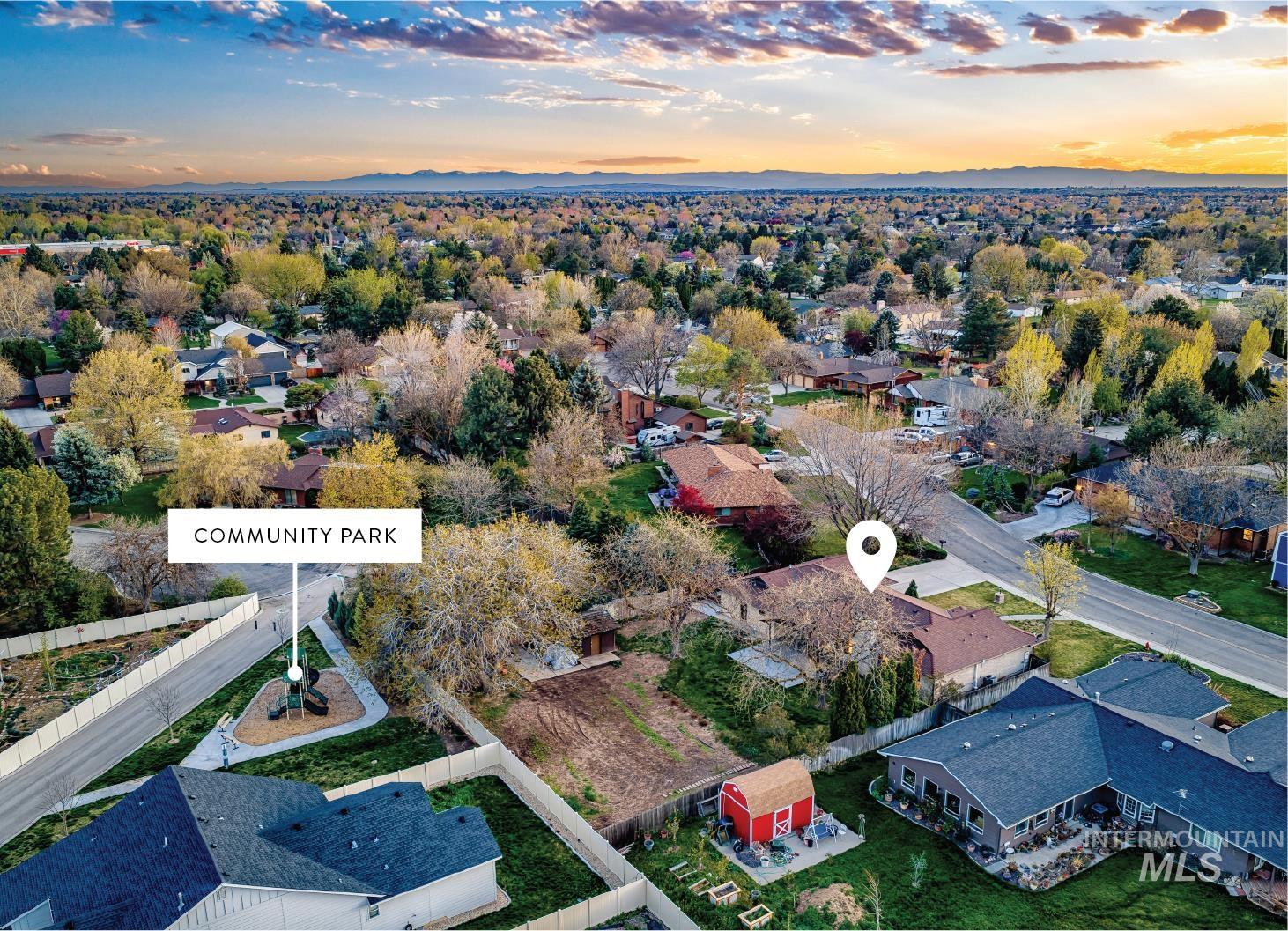 1096 S Kingfisher Way, Boise, Idaho 83709, 4 Bedrooms, 3.5 Bathrooms, Residential For Sale, Price $725,000,MLS 98982327