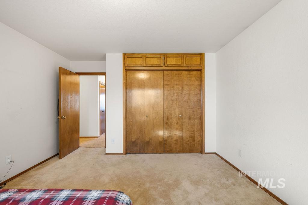 1096 S Kingfisher Way, Boise, Idaho 83709, 4 Bedrooms, 3.5 Bathrooms, Residential For Sale, Price $725,000,MLS 98982327