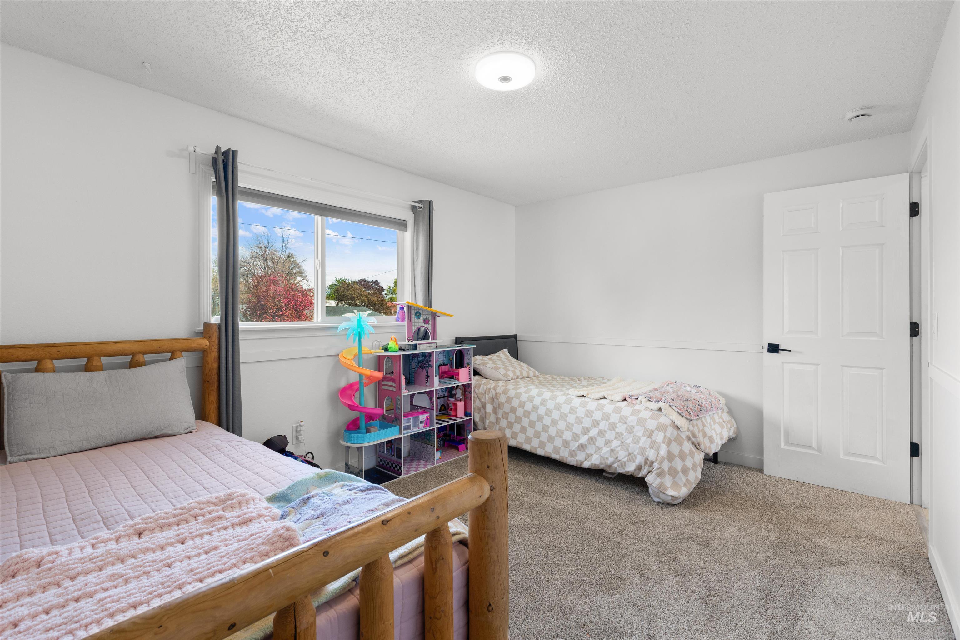 1934 Powers Ave, Lewiston, Idaho 83501, 3 Bedrooms, 2 Bathrooms, Residential For Sale, Price $469,000, 98982329