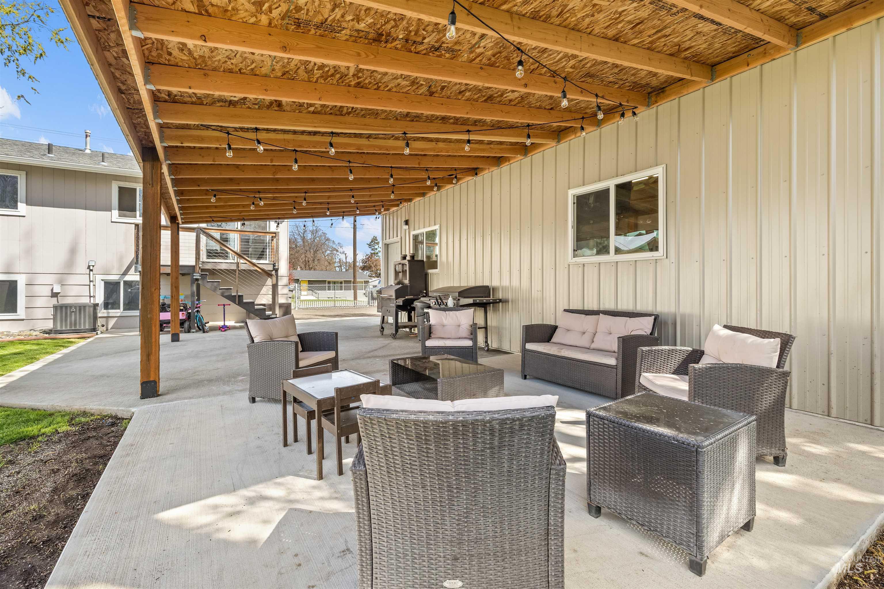 1934 Powers Ave, Lewiston, Idaho 83501, 3 Bedrooms, 2 Bathrooms, Residential For Sale, Price $469,000, 98982329