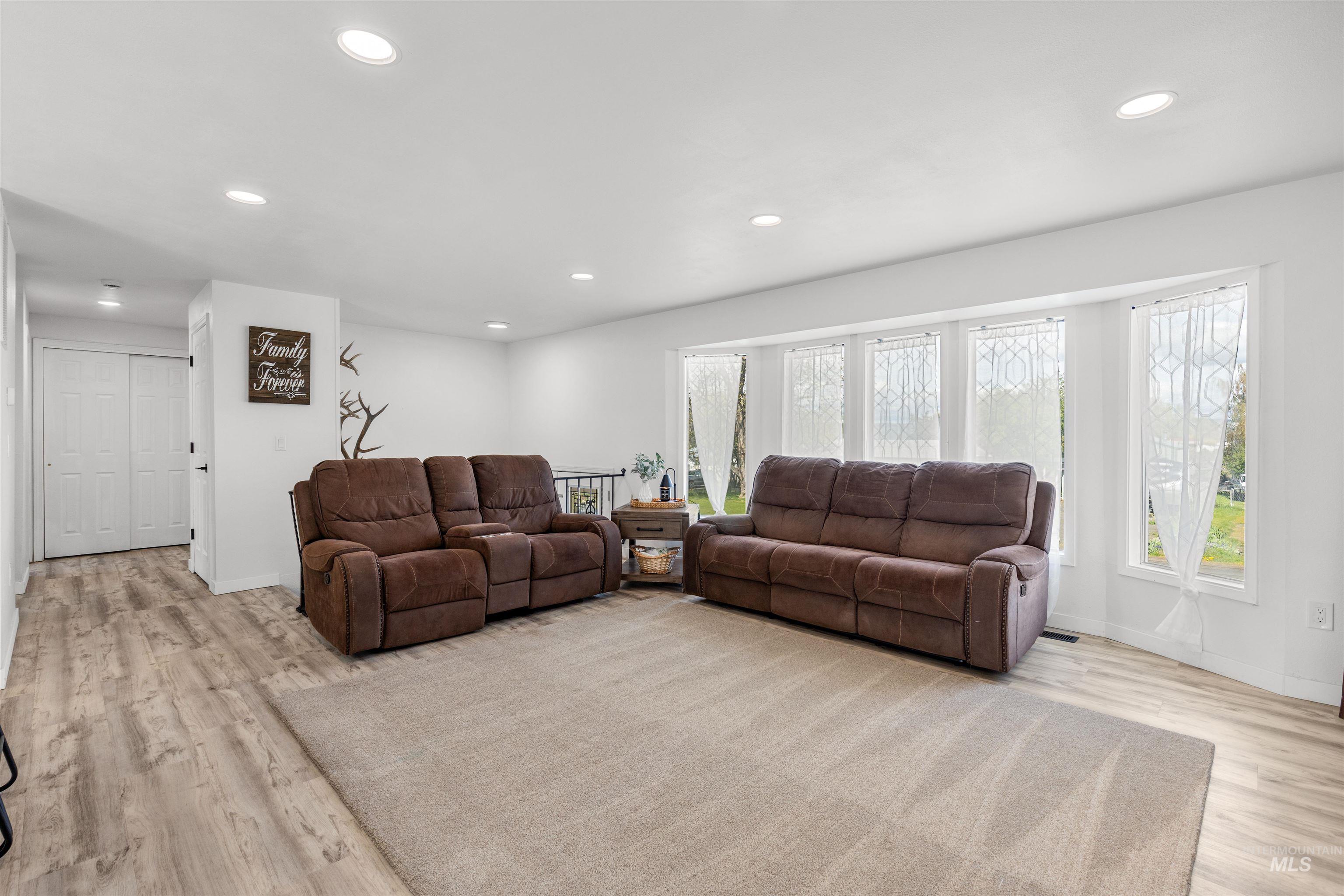 1934 Powers Ave, Lewiston, Idaho 83501, 3 Bedrooms, 2 Bathrooms, Residential For Sale, Price $469,000, 98982329