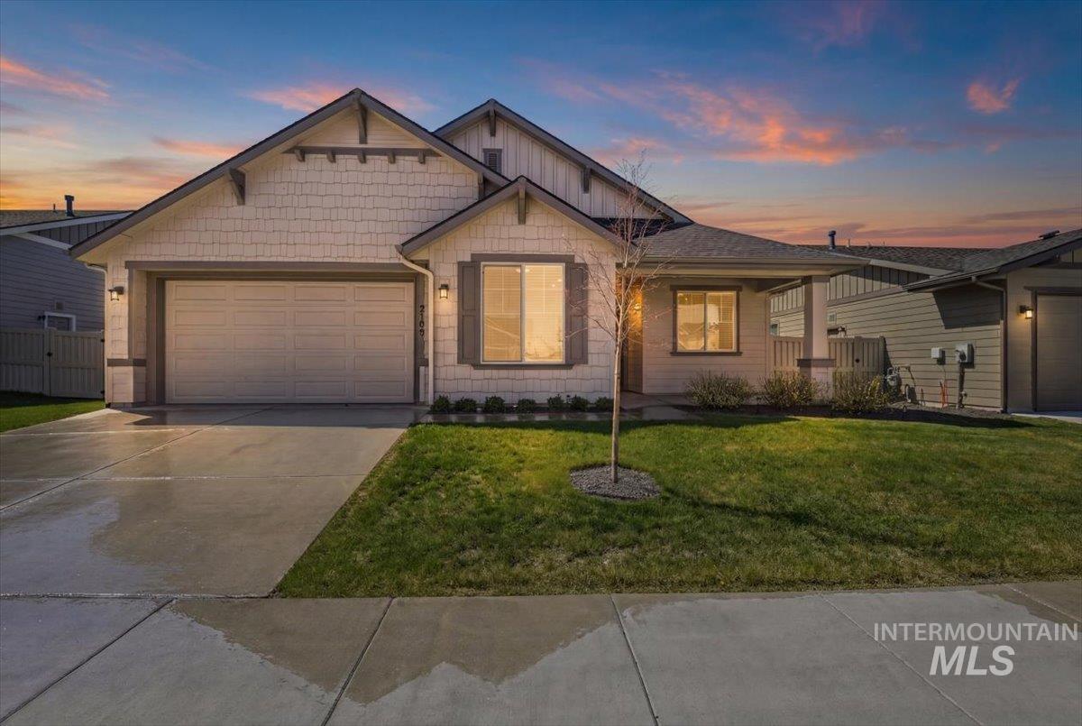 2109 N Gelding Ct, Middleton, Idaho 83644, 3 Bedrooms, 2 Bathrooms, Residential For Sale, Price $494,999, 98982330