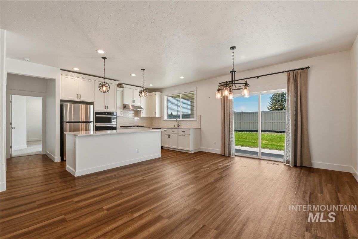 2109 N Gelding Ct, Middleton, Idaho 83644, 3 Bedrooms, 2 Bathrooms, Residential For Sale, Price $494,999, 98982330