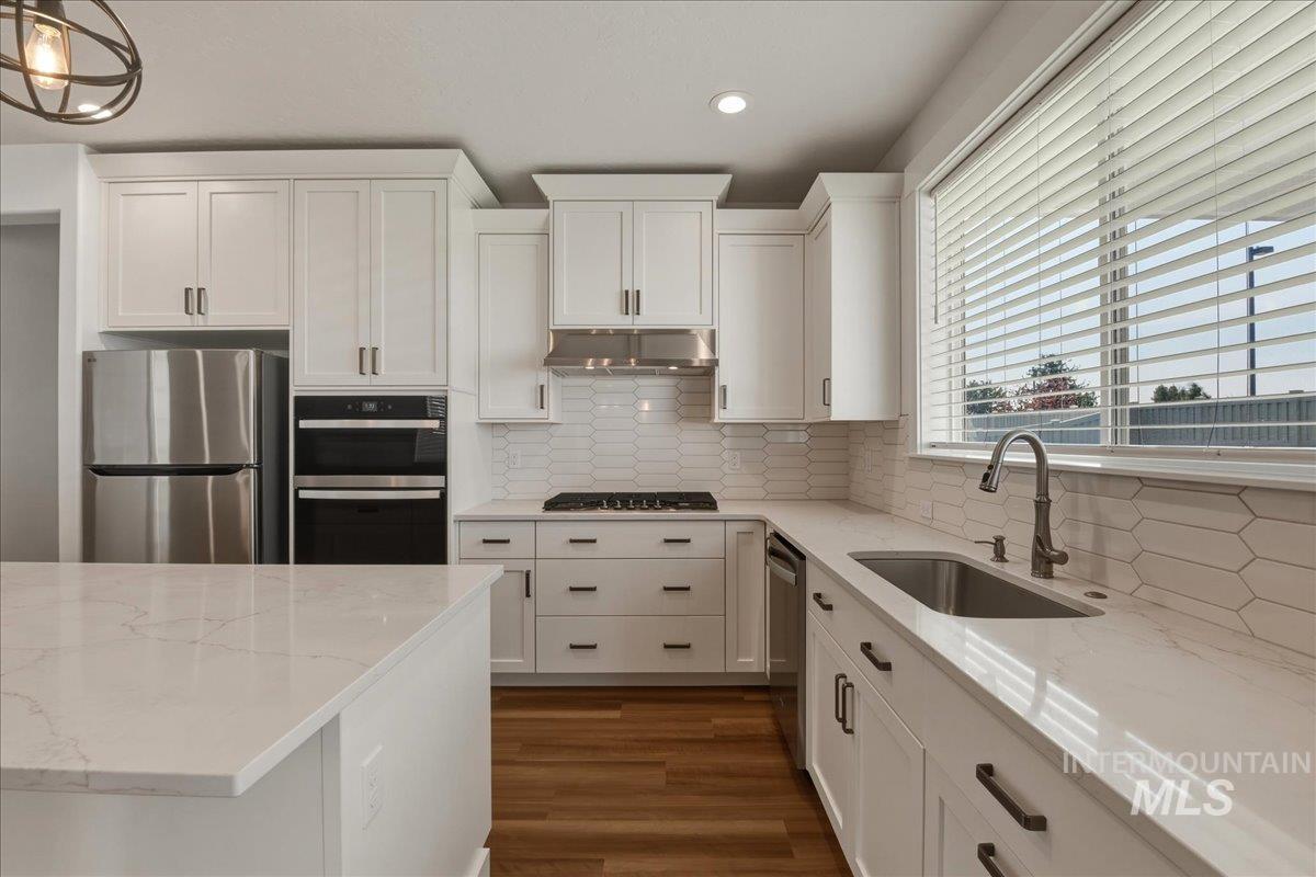 2109 N Gelding Ct, Middleton, Idaho 83644, 3 Bedrooms, 2 Bathrooms, Residential For Sale, Price $494,999, 98982330