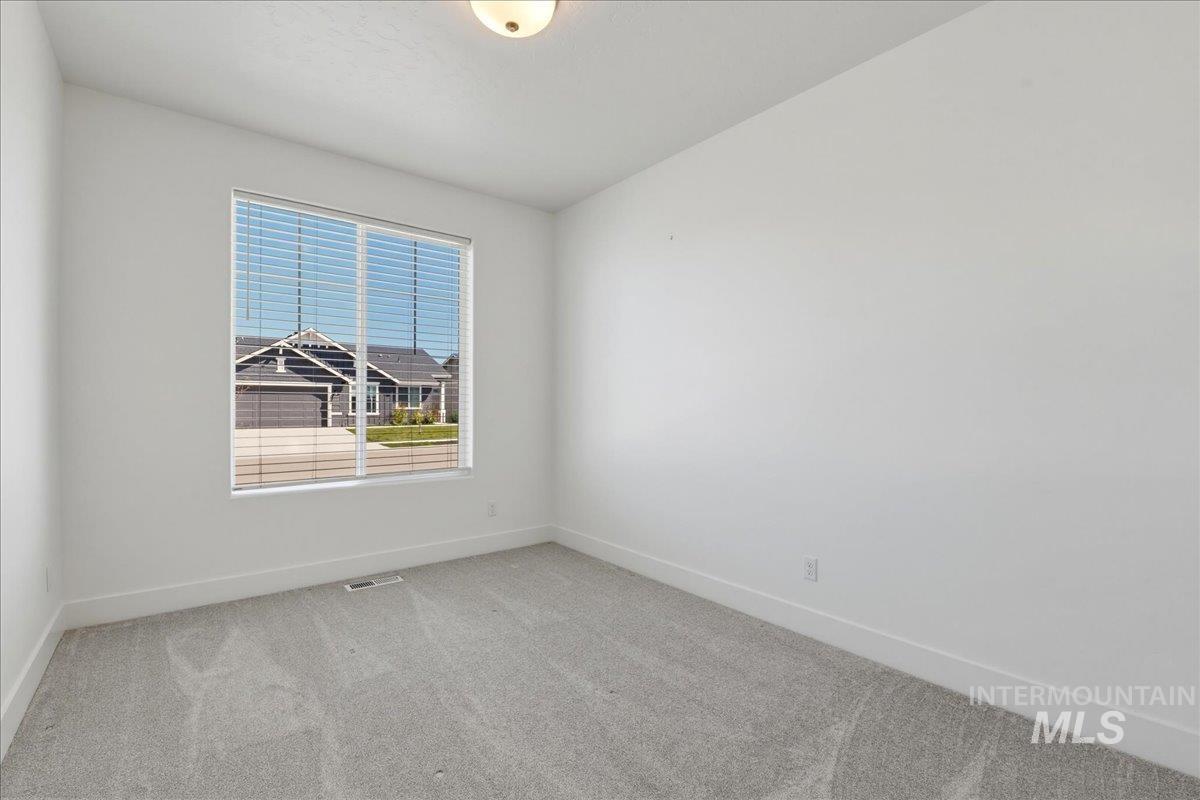 2109 N Gelding Ct, Middleton, Idaho 83644, 3 Bedrooms, 2 Bathrooms, Residential For Sale, Price $494,999, 98982330