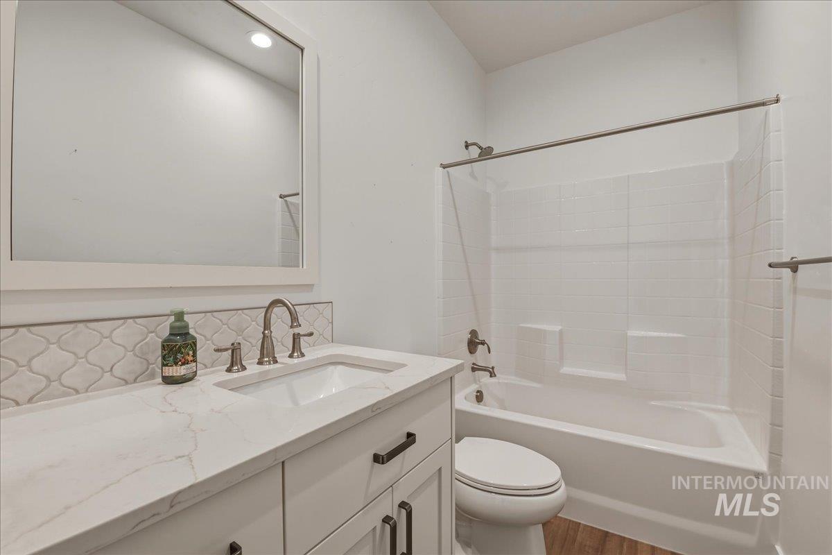 2109 N Gelding Ct, Middleton, Idaho 83644, 3 Bedrooms, 2 Bathrooms, Residential For Sale, Price $494,999, 98982330