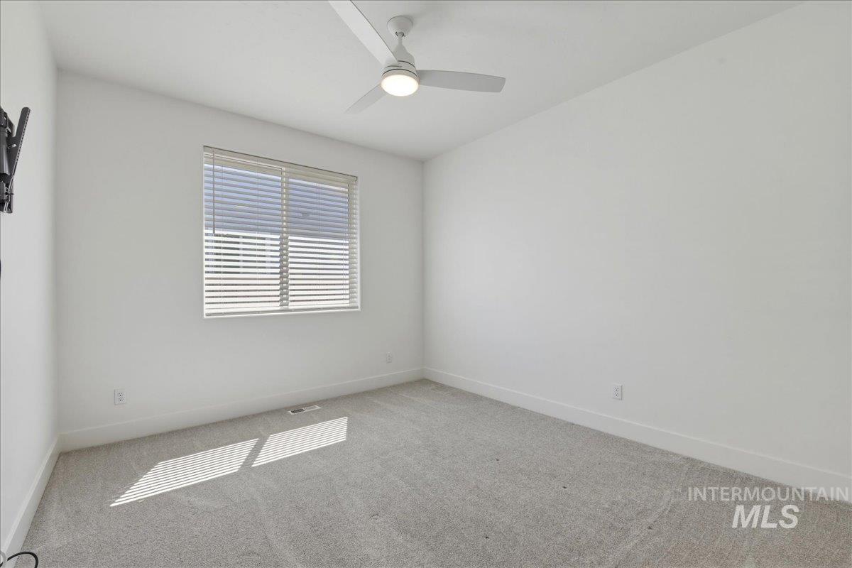 2109 N Gelding Ct, Middleton, Idaho 83644, 3 Bedrooms, 2 Bathrooms, Residential For Sale, Price $494,999, 98982330