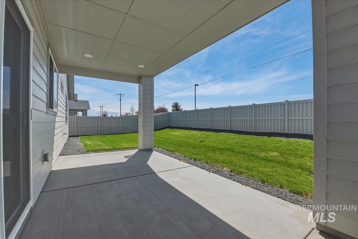 2109 N Gelding Ct, Middleton, Idaho 83644, 3 Bedrooms, 2 Bathrooms, Residential For Sale, Price $494,999, 98982330