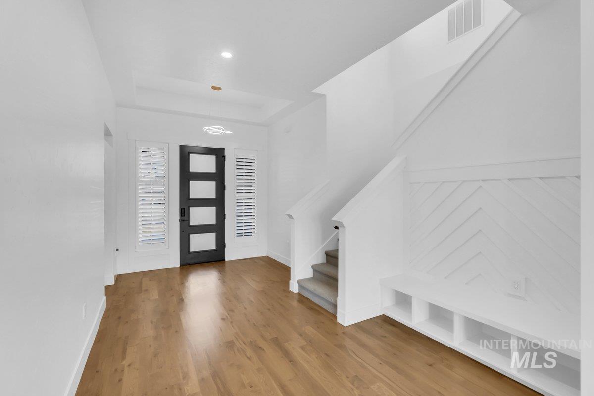 21460 Jackson Creek Ct, Star, Idaho 83669, 4 Bedrooms, 3 Bathrooms, Residential For Sale, Price $1,325,000,MLS 98982331