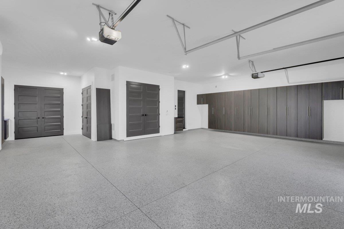 21460 Jackson Creek Ct, Star, Idaho 83669, 4 Bedrooms, 3 Bathrooms, Residential For Sale, Price $1,325,000,MLS 98982331