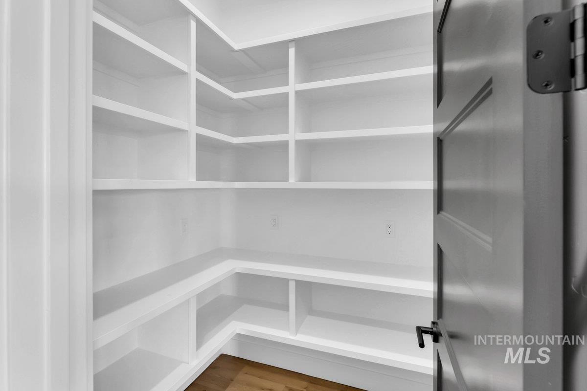 21460 Jackson Creek Ct, Star, Idaho 83669, 4 Bedrooms, 3 Bathrooms, Residential For Sale, Price $1,325,000,MLS 98982331