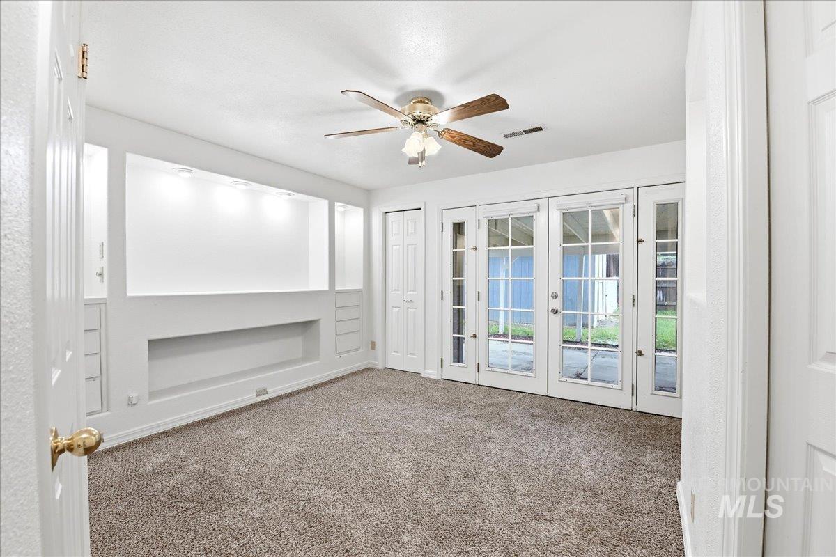 1433 W Elm Pl, Meridian, Idaho 83642, 3 Bedrooms, 2 Bathrooms, Residential For Sale, Price $360,000,MLS 98982332