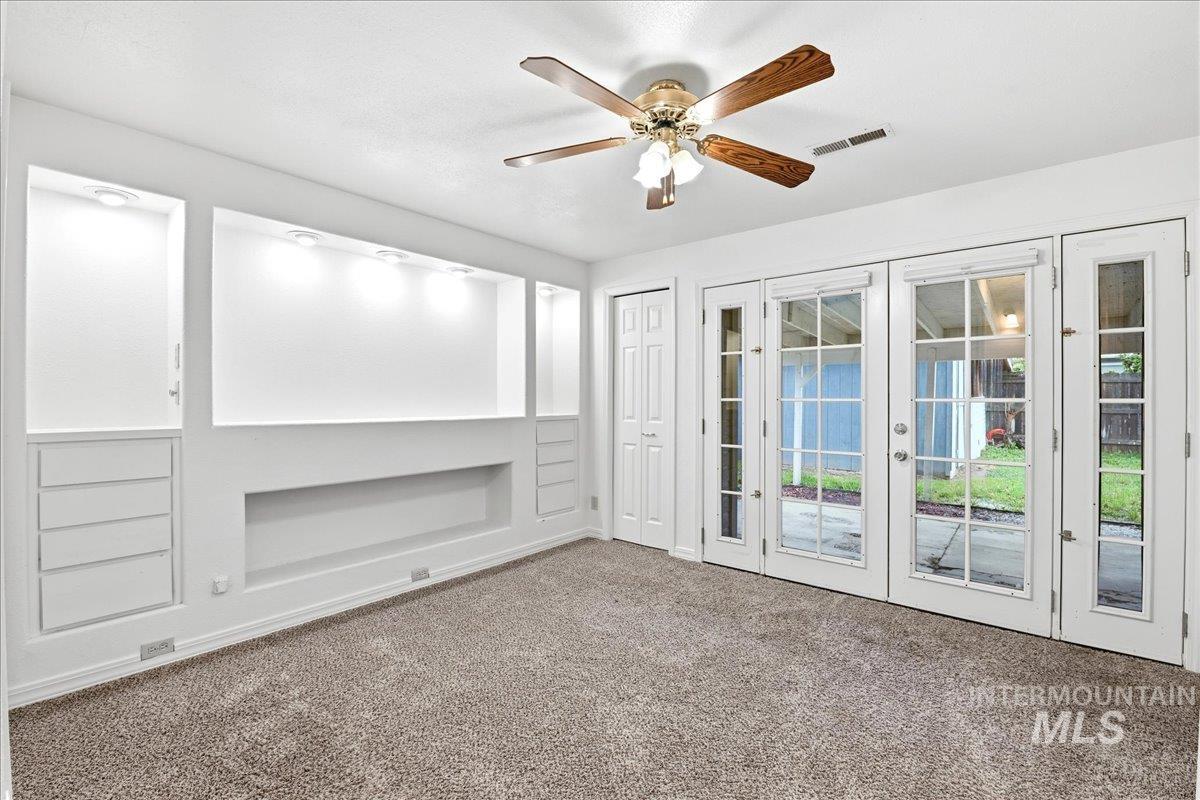 1433 W Elm Pl, Meridian, Idaho 83642, 3 Bedrooms, 2 Bathrooms, Residential For Sale, Price $360,000,MLS 98982332