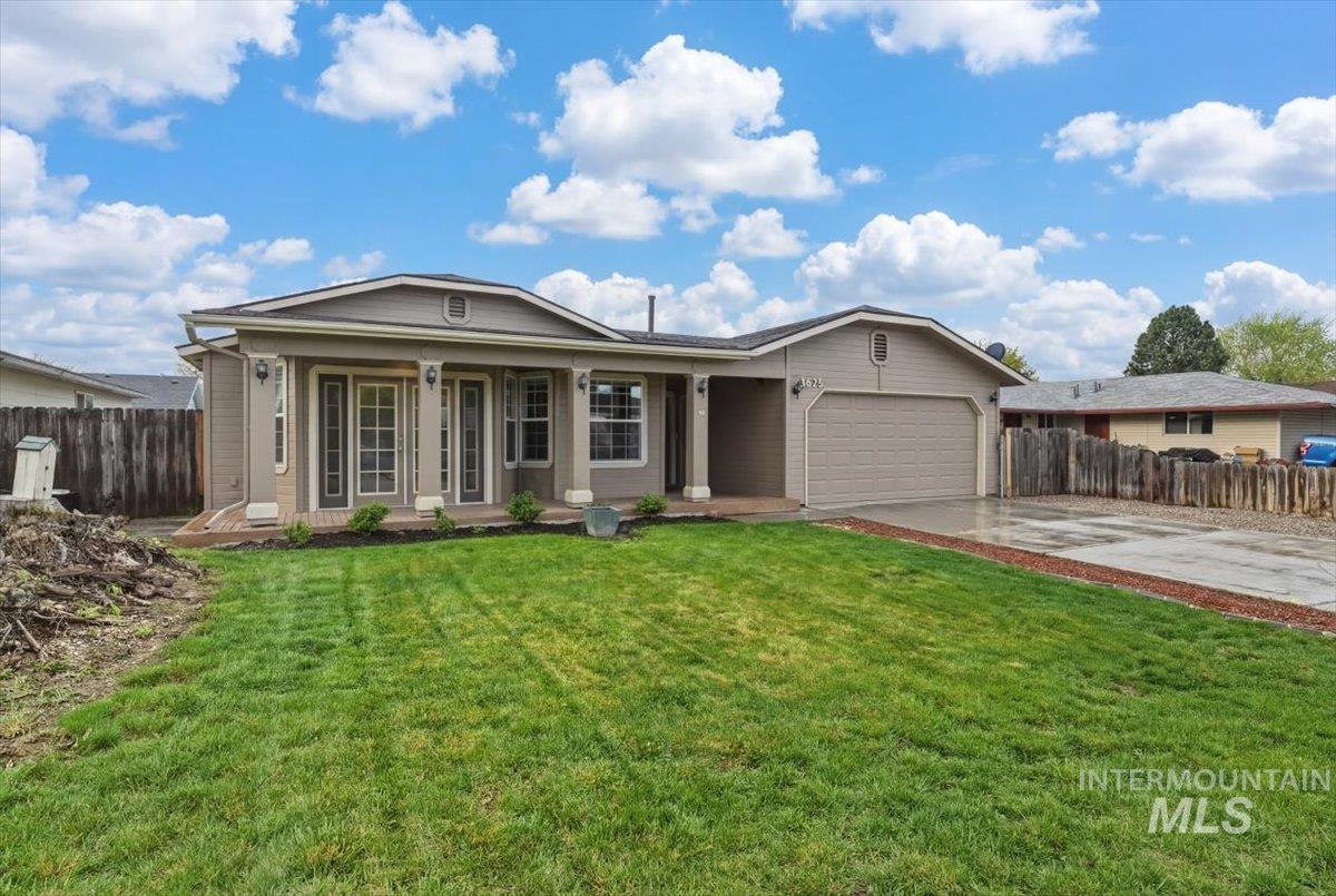 1433 W Elm Pl, Meridian, Idaho 83642, 3 Bedrooms, 2 Bathrooms, Residential For Sale, Price $360,000,MLS 98982332
