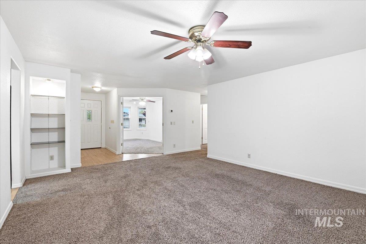 1433 W Elm Pl, Meridian, Idaho 83642, 3 Bedrooms, 2 Bathrooms, Residential For Sale, Price $360,000,MLS 98982332