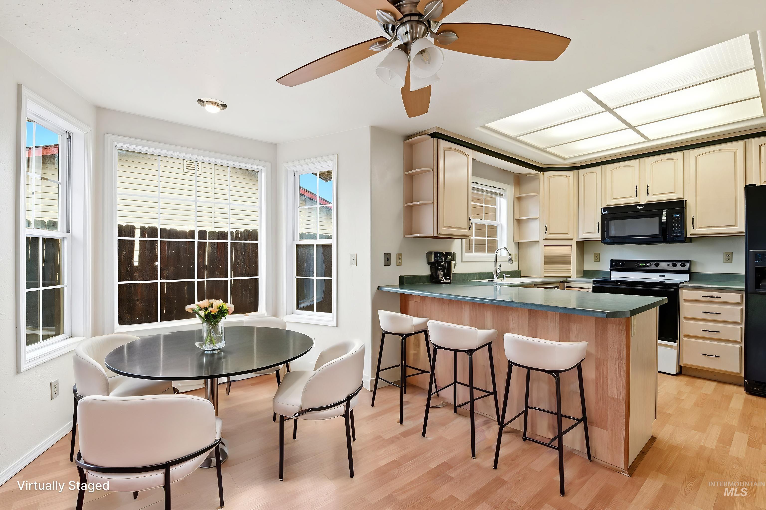 1433 W Elm Pl, Meridian, Idaho 83642, 3 Bedrooms, 2 Bathrooms, Residential For Sale, Price $360,000,MLS 98982332