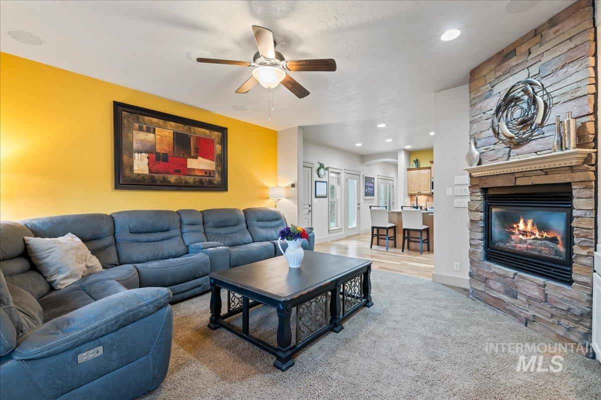 1896 E Meadow Creek Dr, Meridian, Idaho 83646, 4 Bedrooms, 2.5 Bathrooms, Residential For Sale, Price $625,000,MLS 98982333