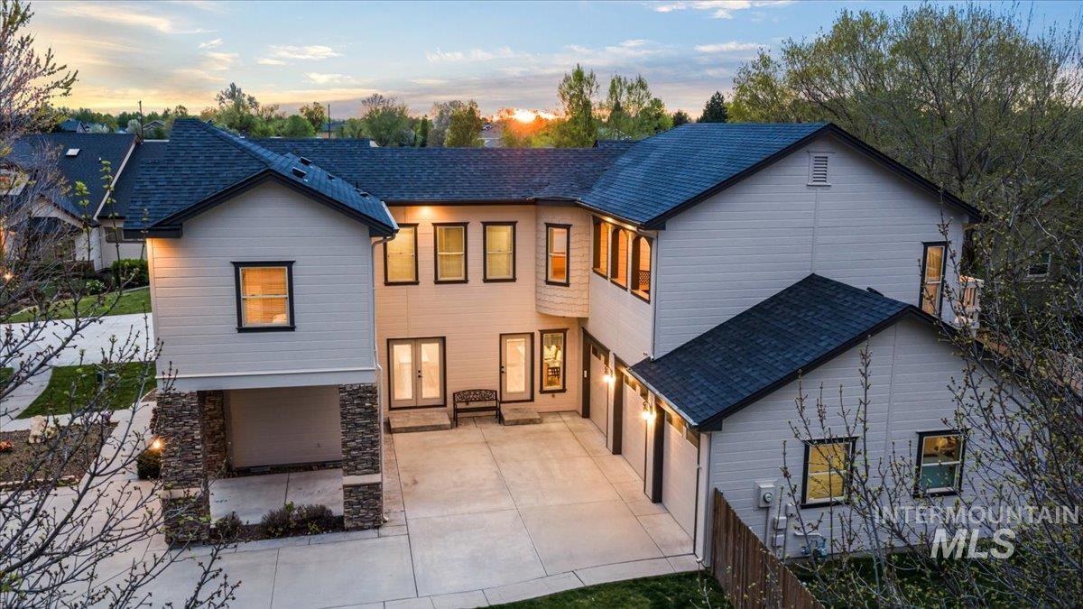 1896 E Meadow Creek Dr, Meridian, Idaho 83646, 4 Bedrooms, 2.5 Bathrooms, Residential For Sale, Price $625,000,MLS 98982333