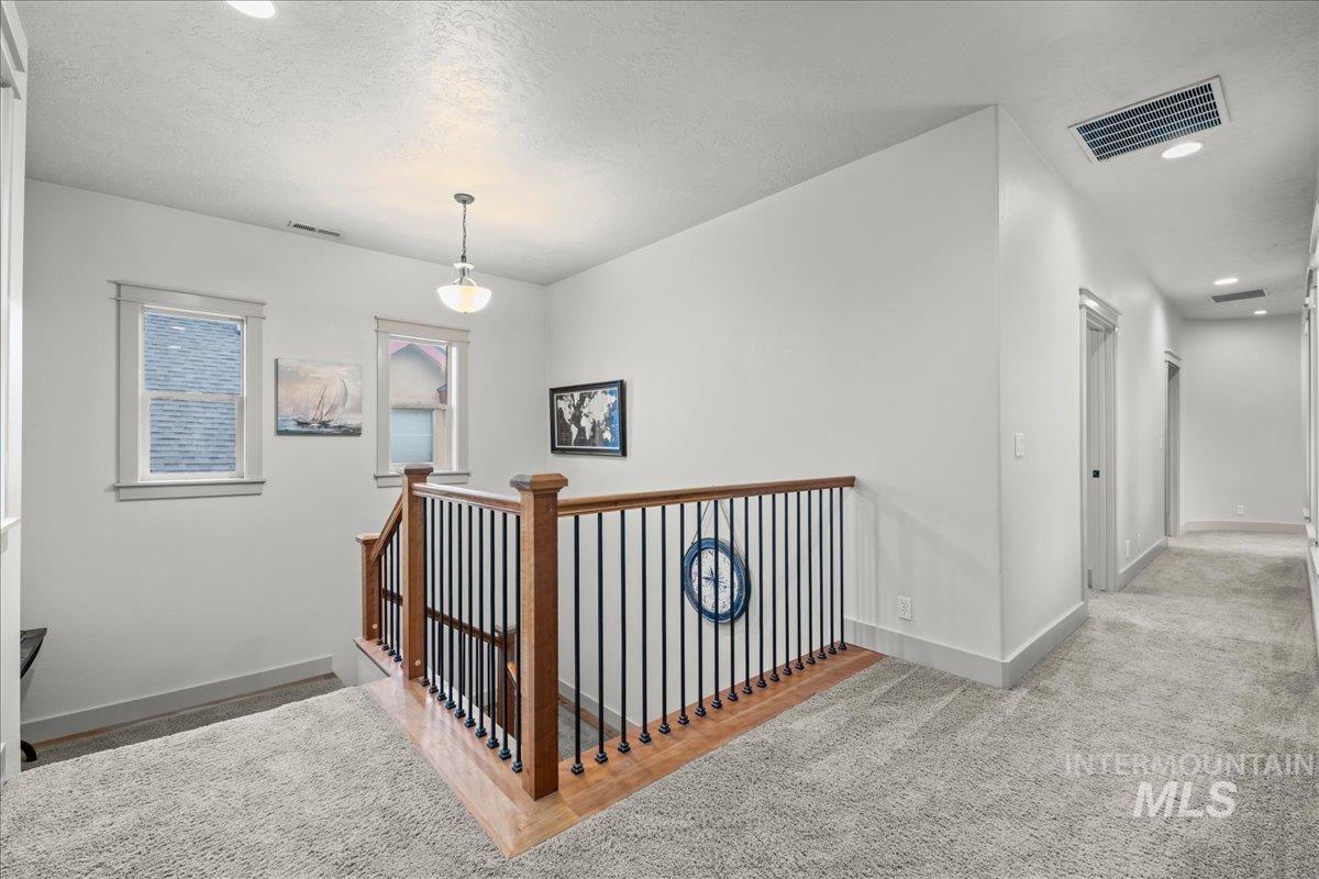 1896 E Meadow Creek Dr, Meridian, Idaho 83646, 4 Bedrooms, 2.5 Bathrooms, Residential For Sale, Price $625,000,MLS 98982333