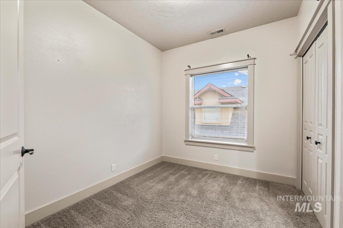 1896 E Meadow Creek Dr, Meridian, Idaho 83646, 4 Bedrooms, 2.5 Bathrooms, Residential For Sale, Price $625,000,MLS 98982333