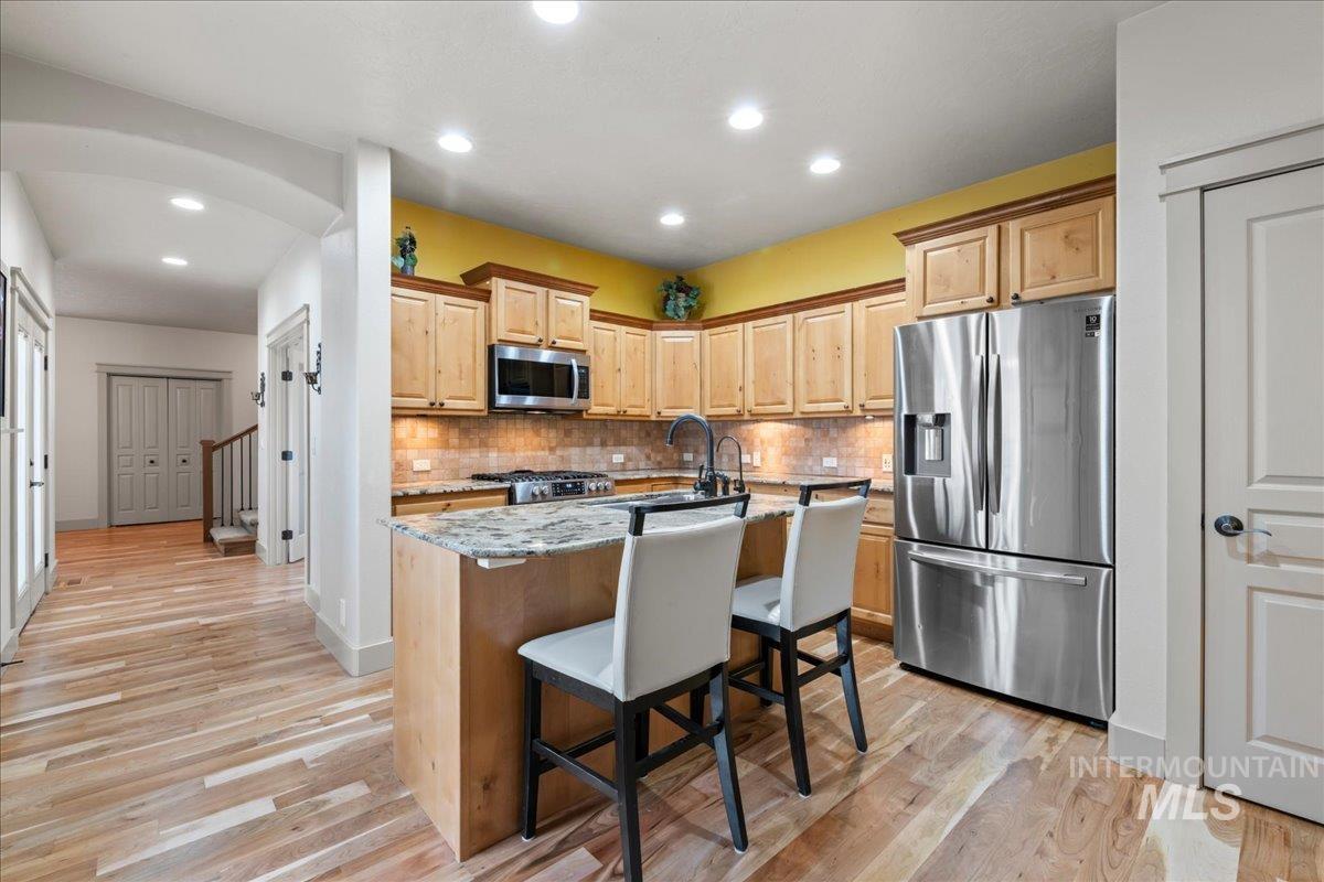 1896 E Meadow Creek Dr, Meridian, Idaho 83646, 4 Bedrooms, 2.5 Bathrooms, Residential For Sale, Price $625,000,MLS 98982333