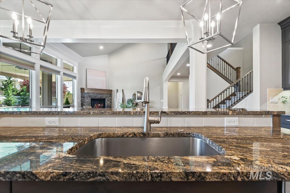 2560 N Hearthglow Pl, Eagle, Idaho 83616, 5 Bedrooms, 3.5 Bathrooms, Residential For Sale, Price $1,295,000,MLS 98982335