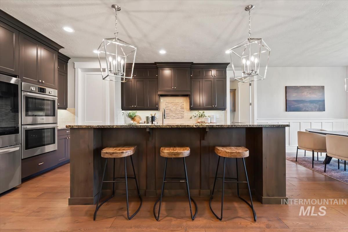 2560 N Hearthglow Pl, Eagle, Idaho 83616, 5 Bedrooms, 3.5 Bathrooms, Residential For Sale, Price $1,295,000,MLS 98982335