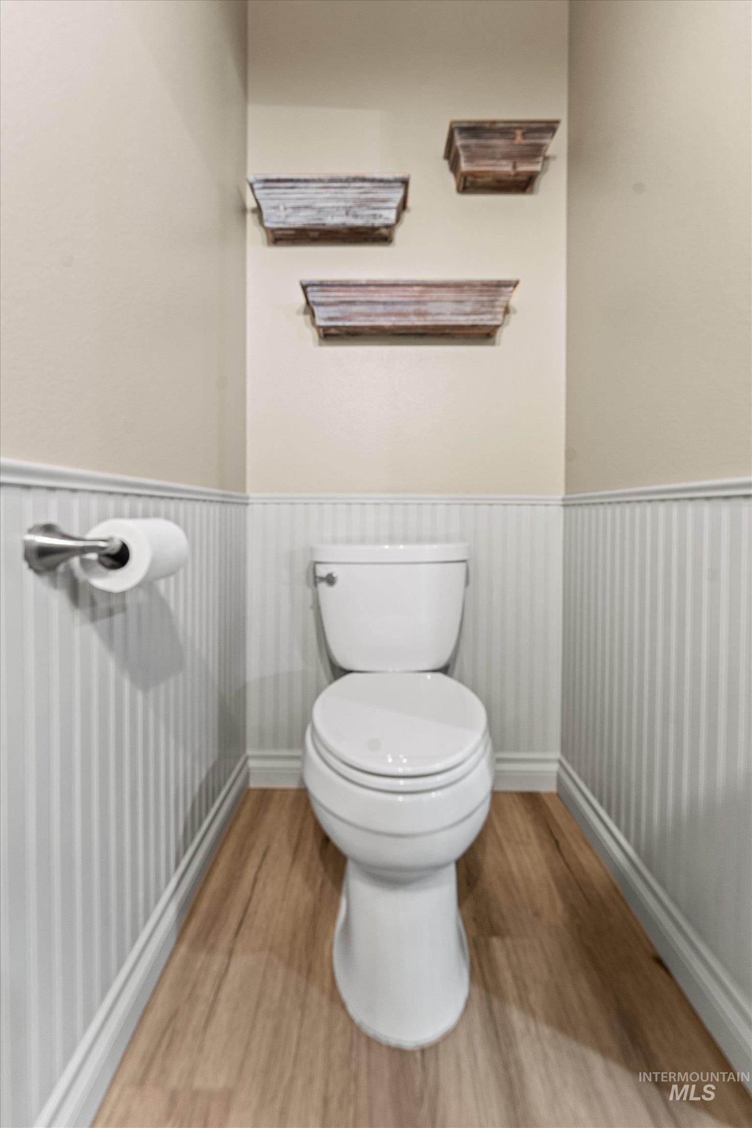 3454 S Capulet Way, Meridian, Idaho 83642, 4 Bedrooms, 2.5 Bathrooms, Residential For Sale, Price $559,900,MLS 98982336