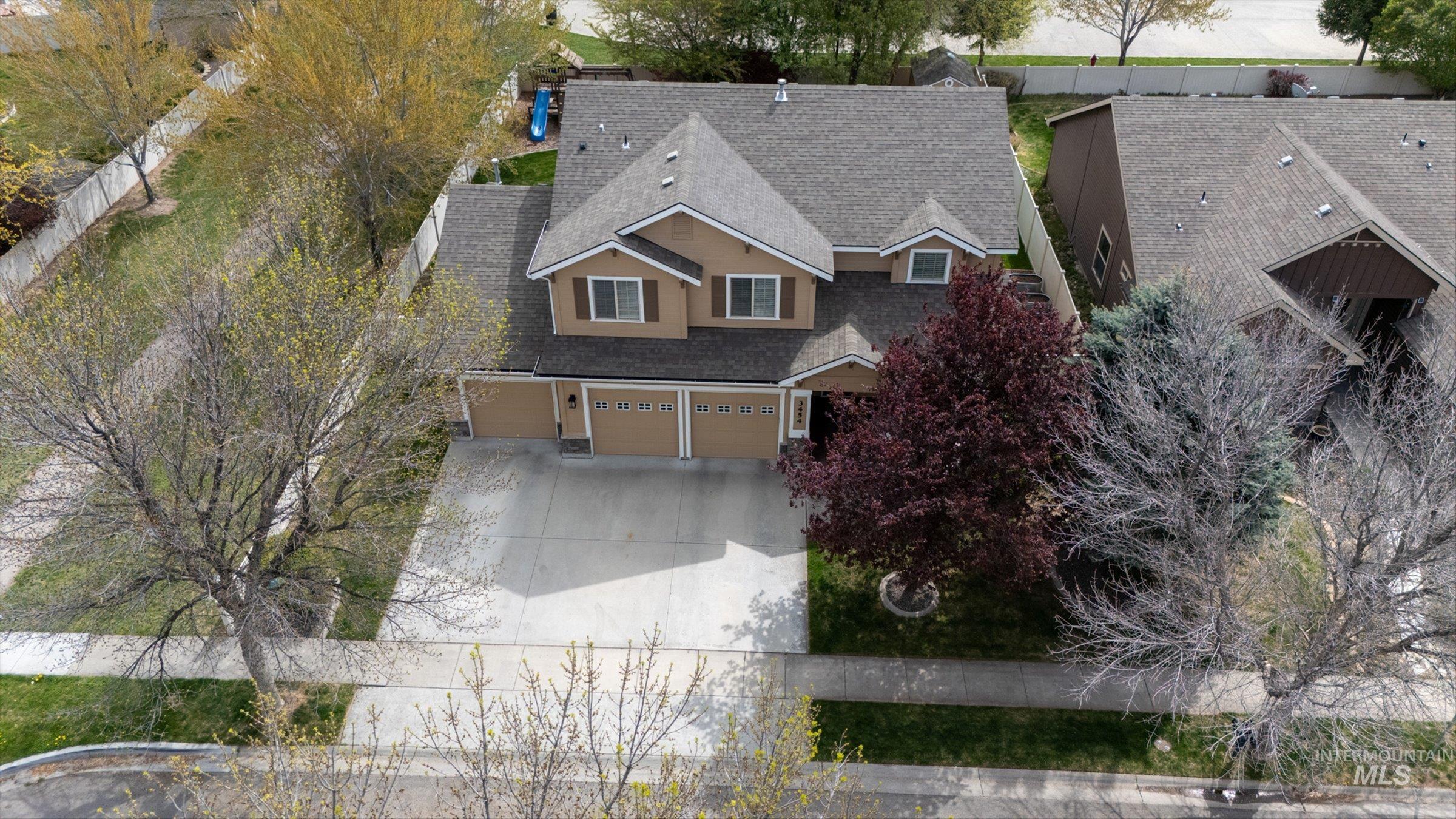 3454 S Capulet Way, Meridian, Idaho 83642, 4 Bedrooms, 2.5 Bathrooms, Residential For Sale, Price $559,900,MLS 98982336