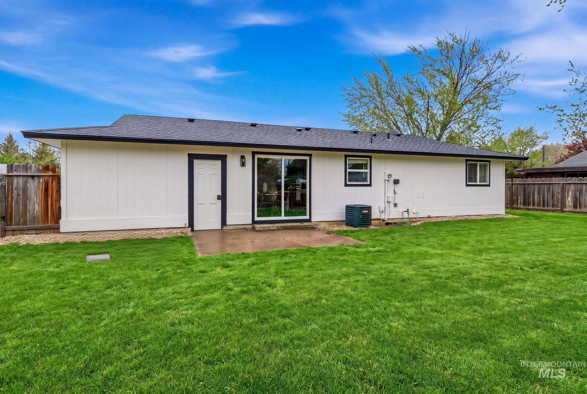 1207 W Chateau Ave, Meridian, Idaho 83646, 3 Bedrooms, 1 Bathroom, Residential For Sale, Price $375,000, 98982337