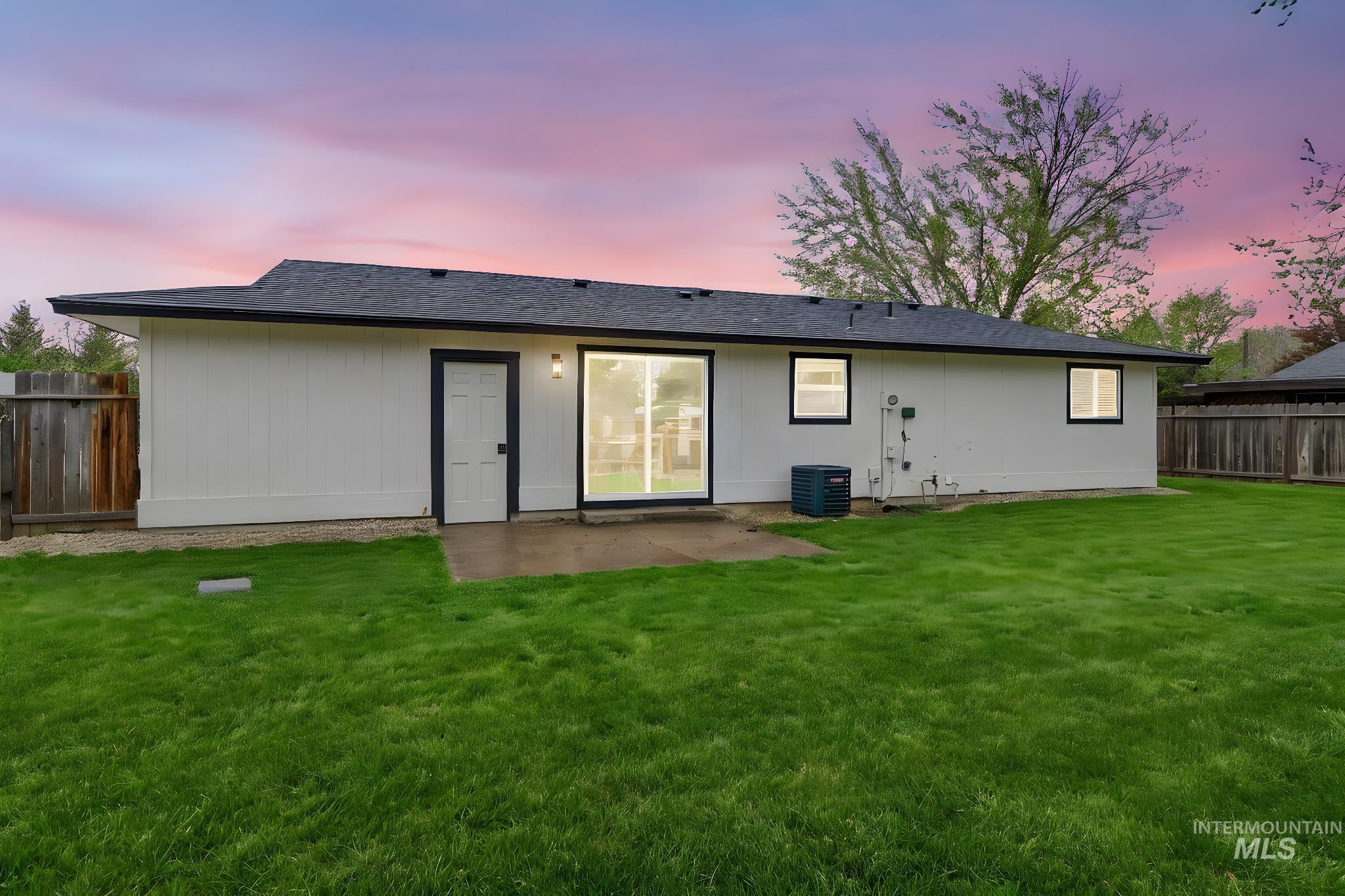 1207 W Chateau Ave, Meridian, Idaho 83646, 3 Bedrooms, 1 Bathroom, Residential For Sale, Price $375,000, 98982337