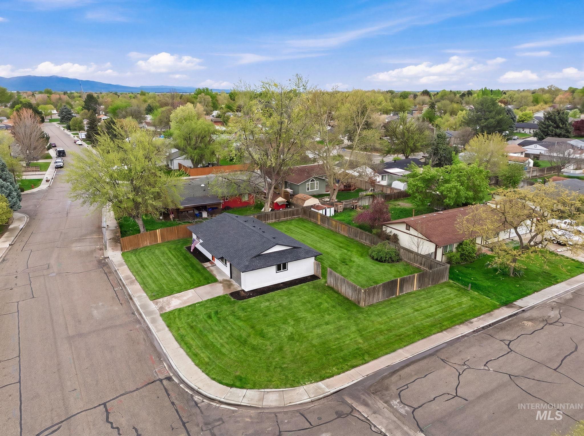 1207 W Chateau Ave, Meridian, Idaho 83646, 3 Bedrooms, 1 Bathroom, Residential For Sale, Price $375,000, 98982337