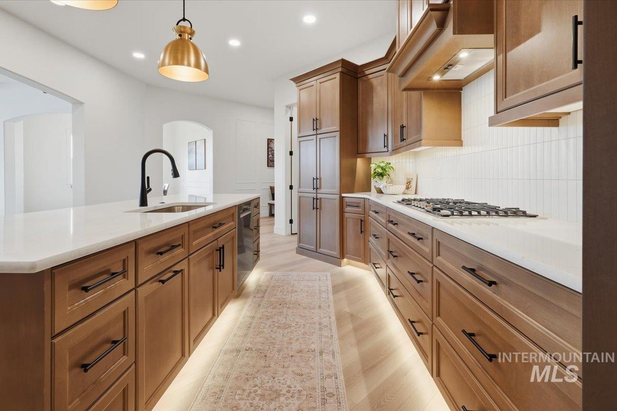 6970 E Chicken Hawk Loop, Nampa, Idaho 83686, 4 Bedrooms, 3.5 Bathrooms, Residential For Sale, Price $999,500,MLS 98982338